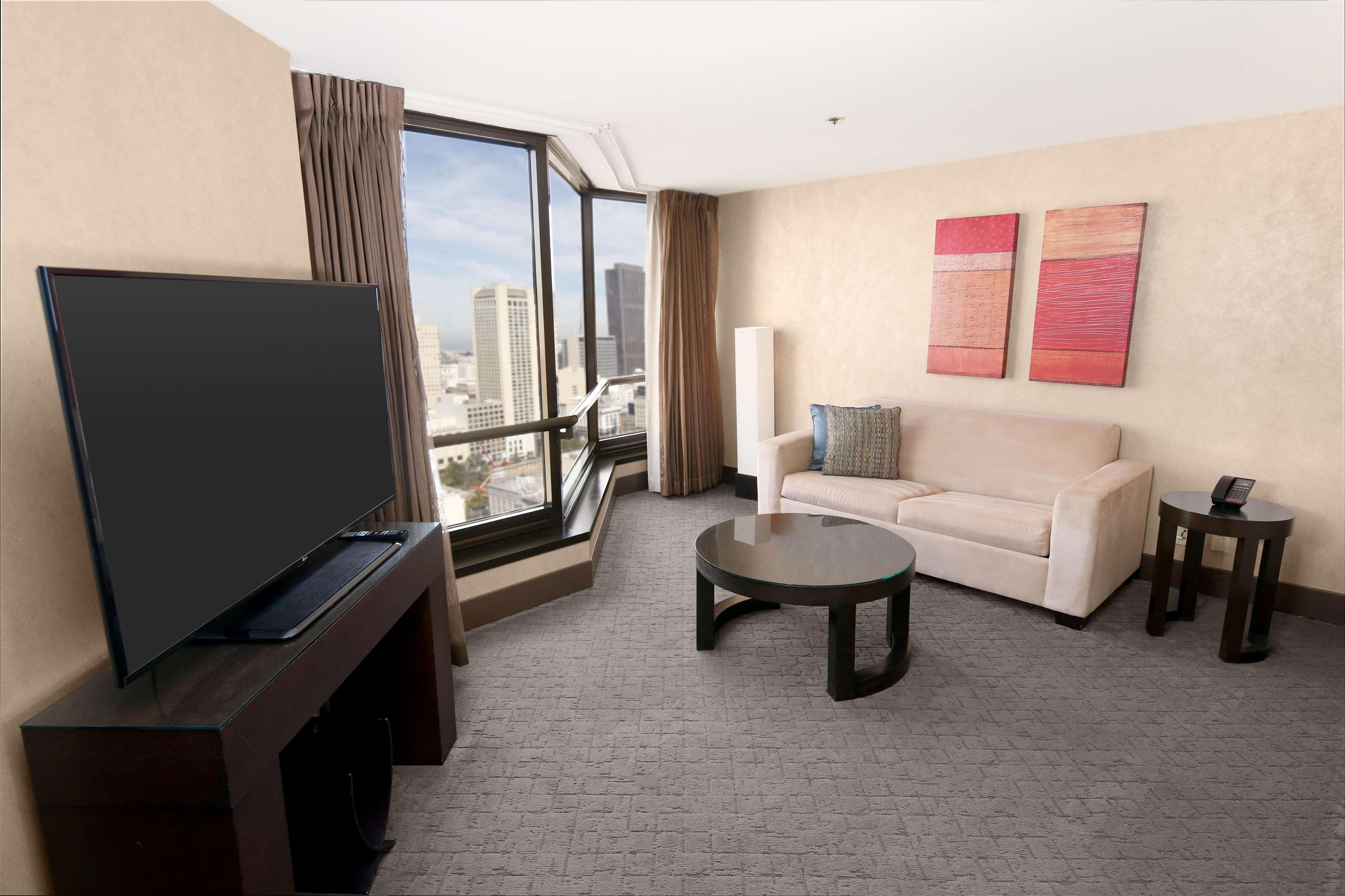 Suite City View One Bedroom