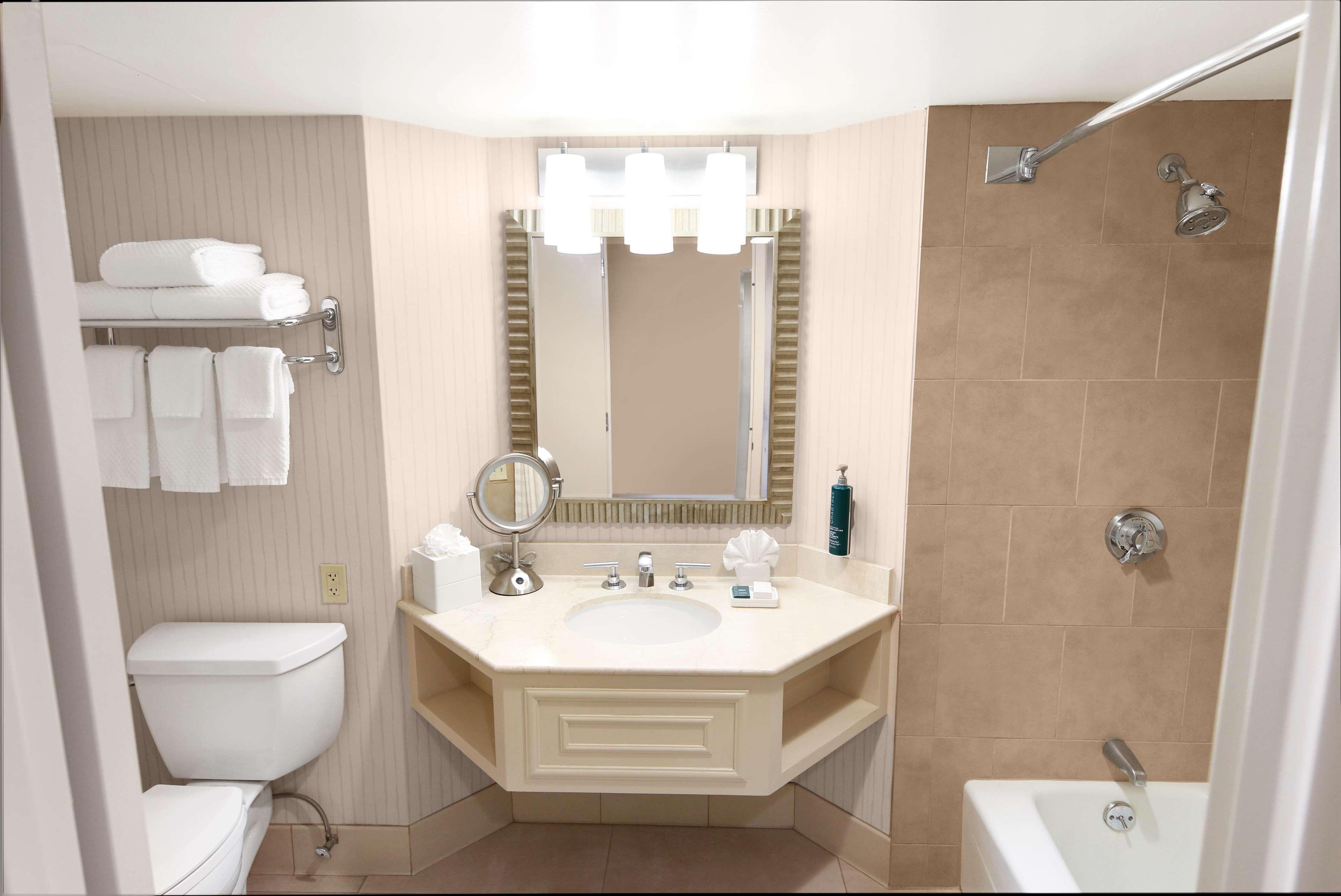 Junior Suite Deluxe Two Double Beds