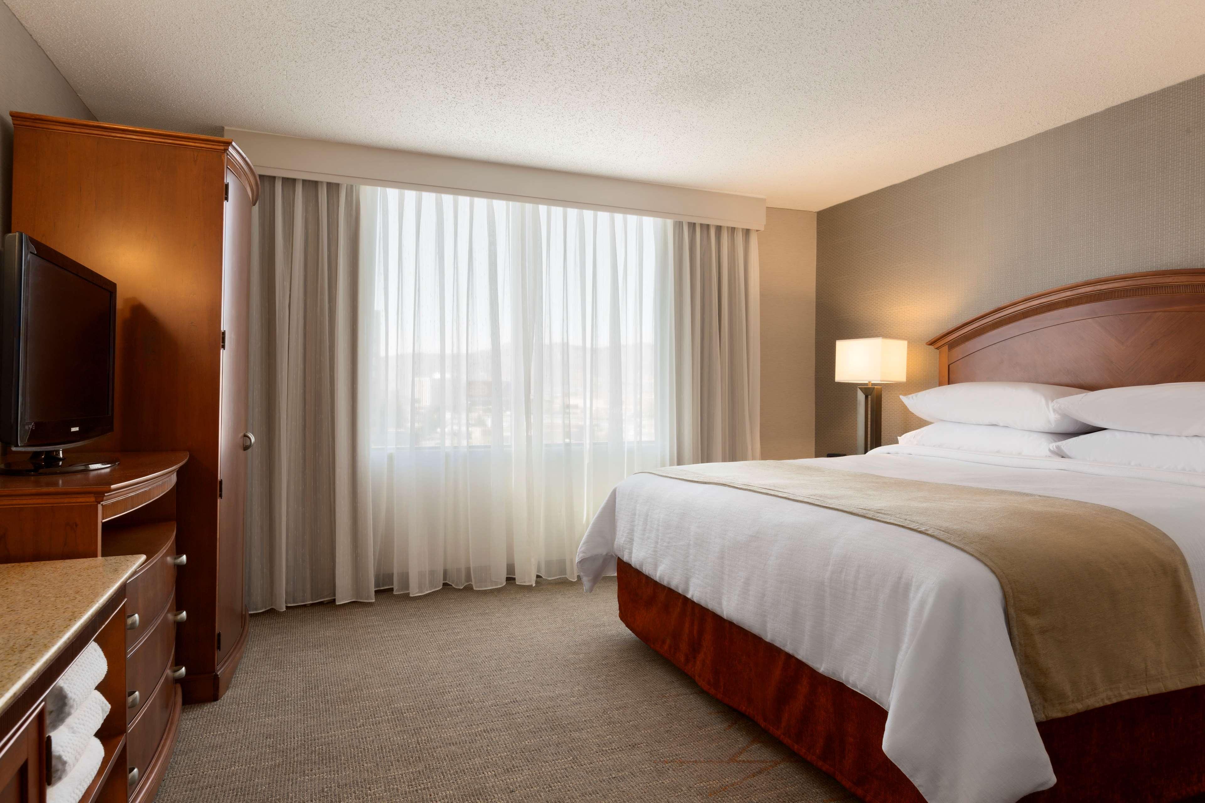 Suite King Bed Non Smoking