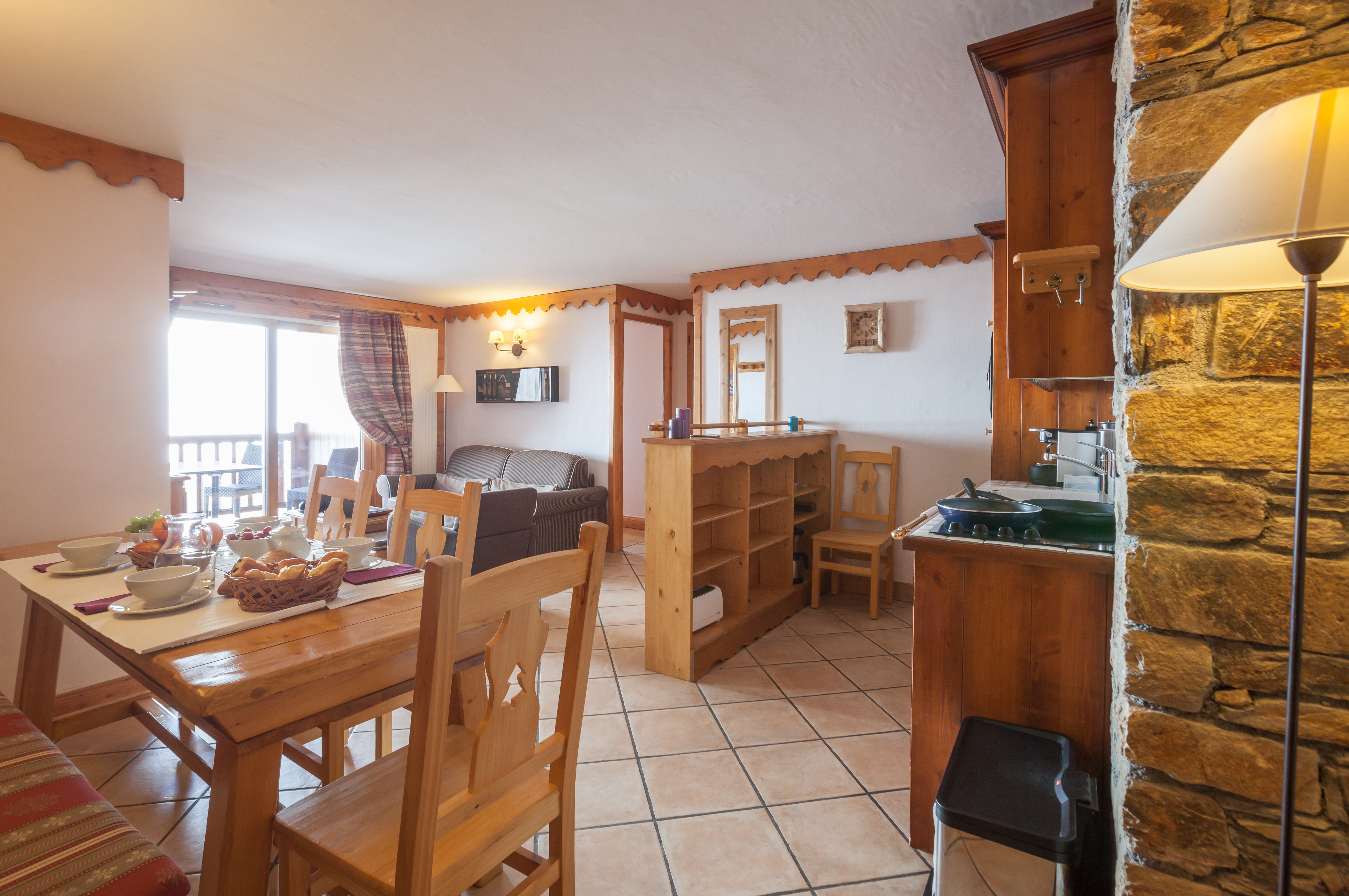 Apartment Capacity 8