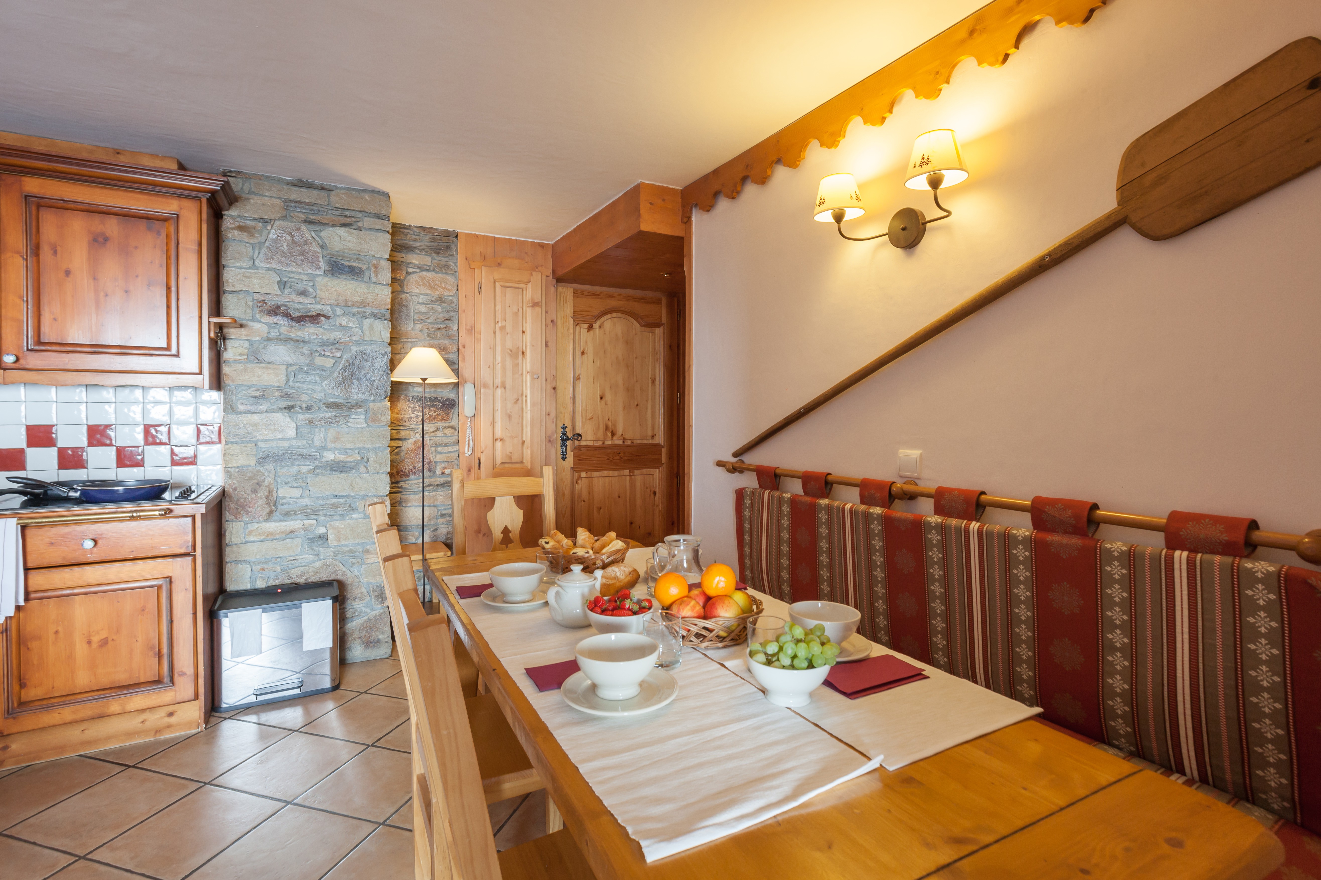 Apartment Capacity 8