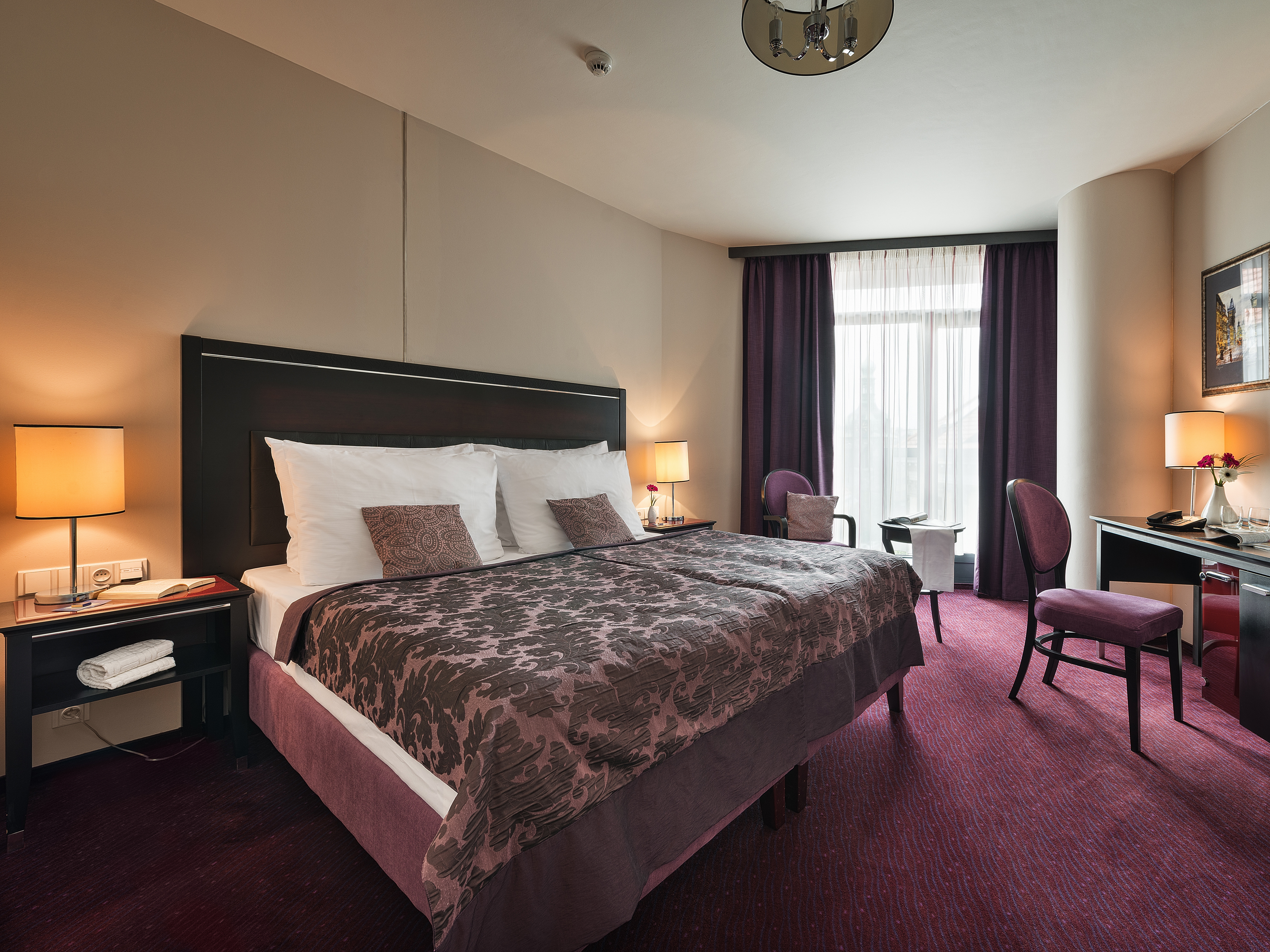 Double or Twin Standard