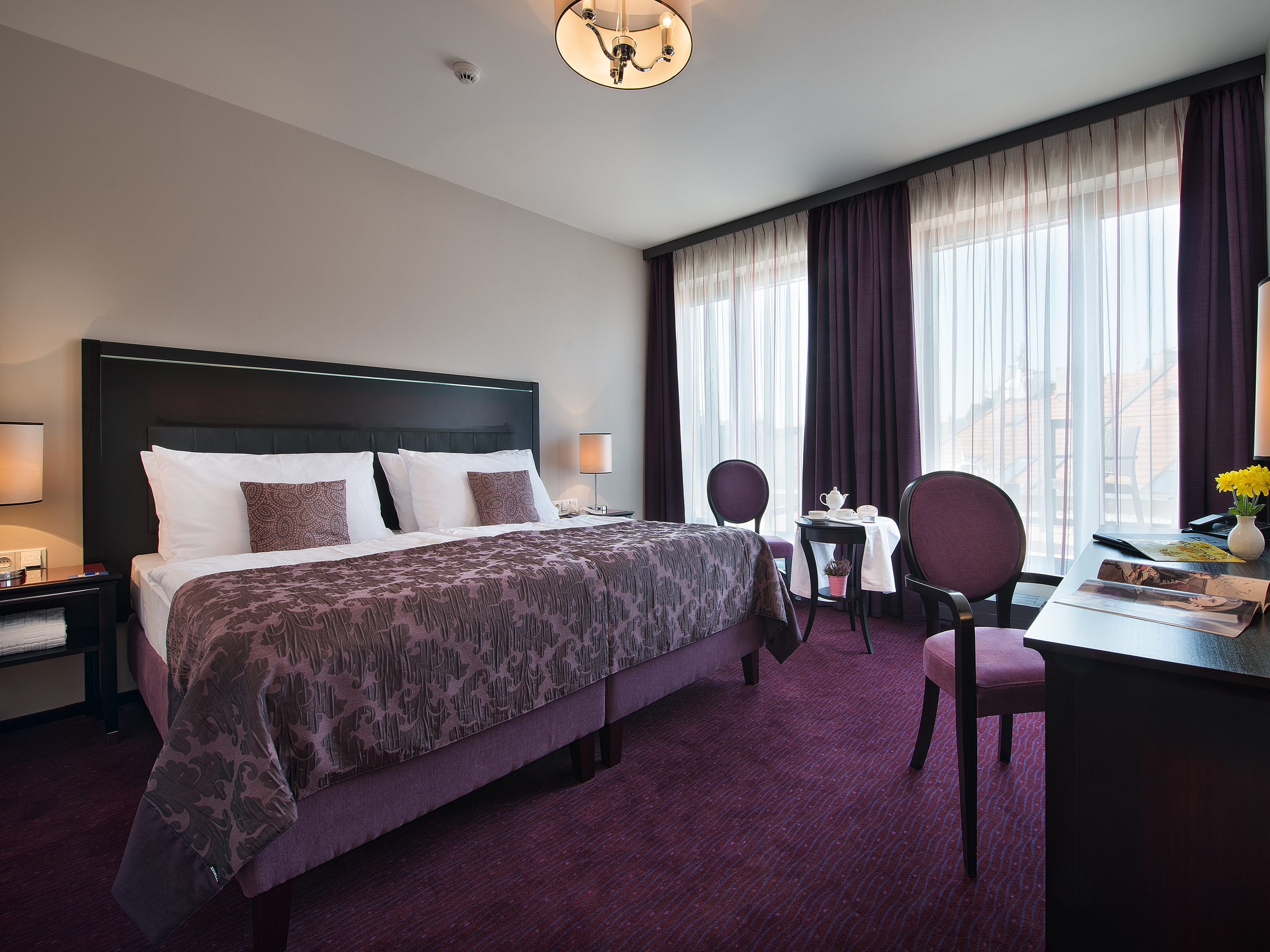 Double or Twin Standard