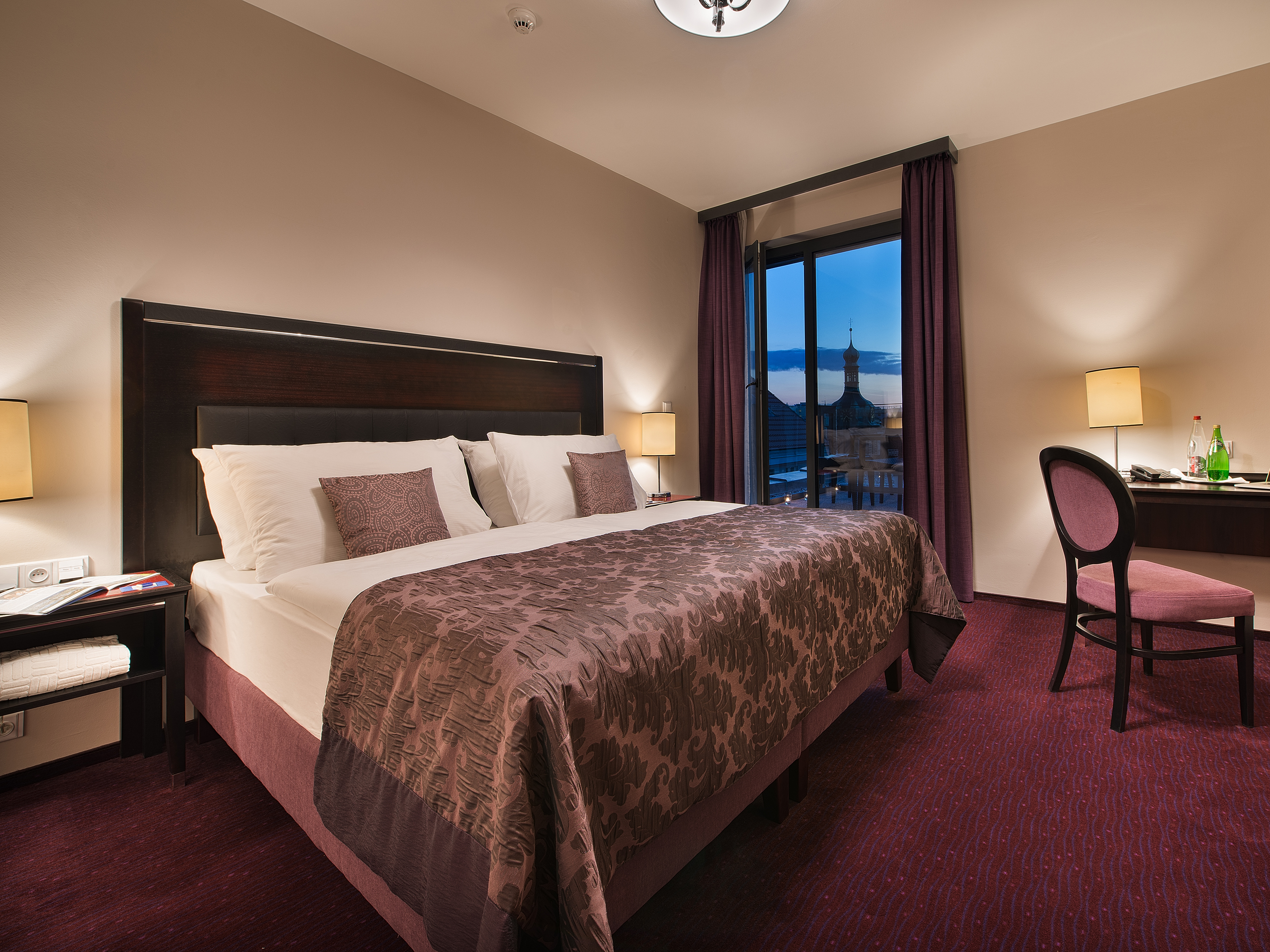 Double or Twin Standard