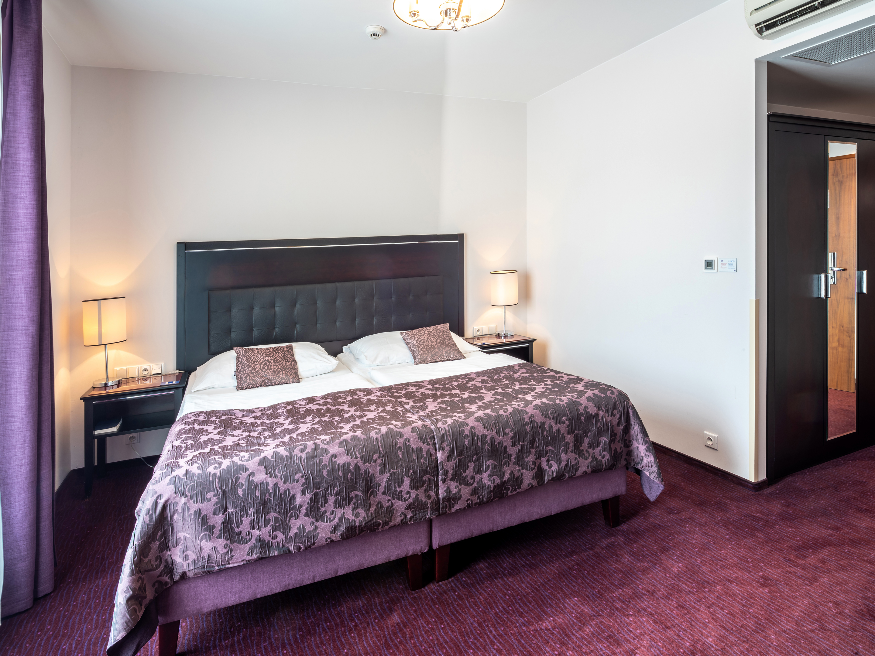 Double or Twin Standard