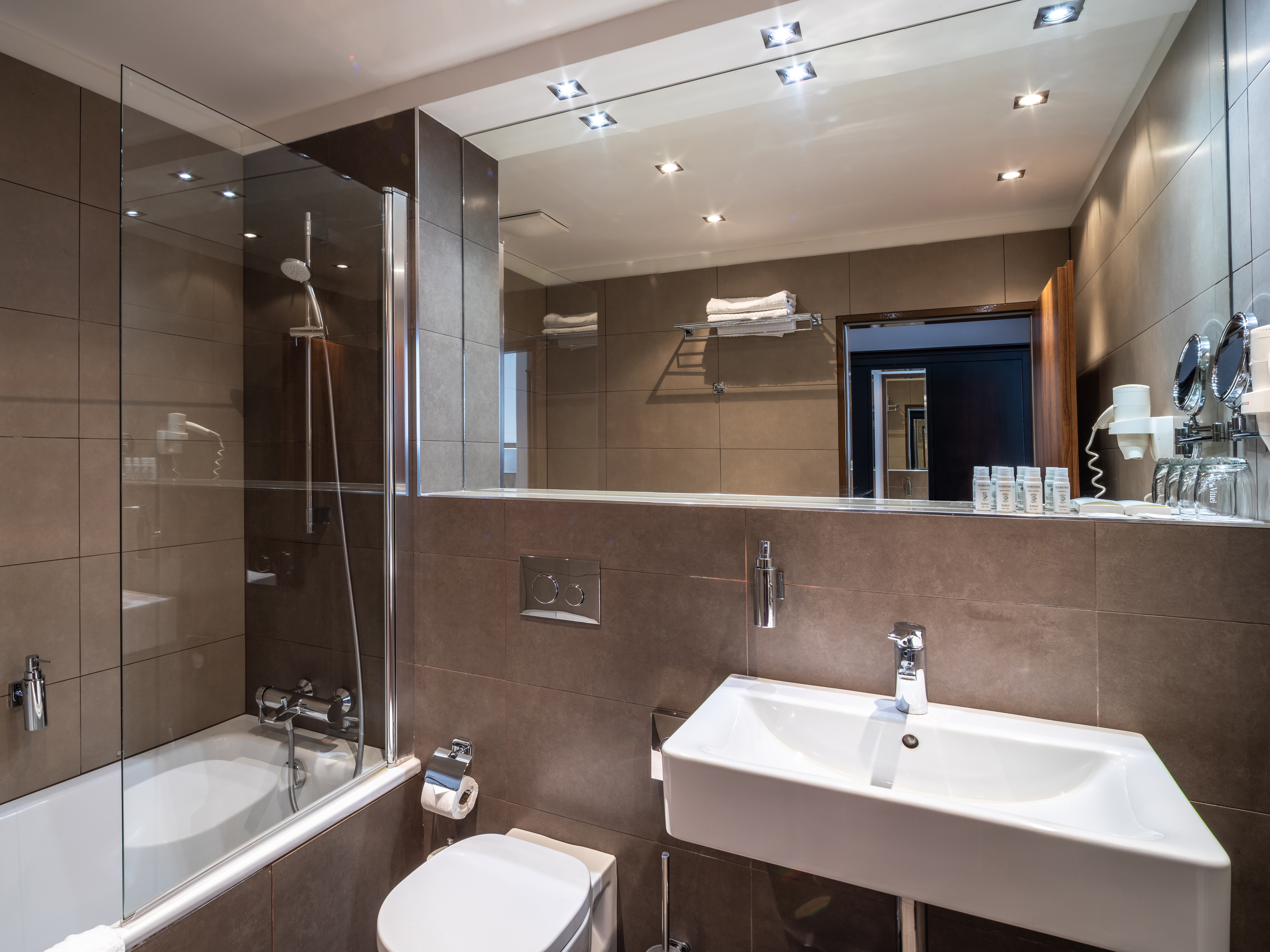 Double or Twin Standard