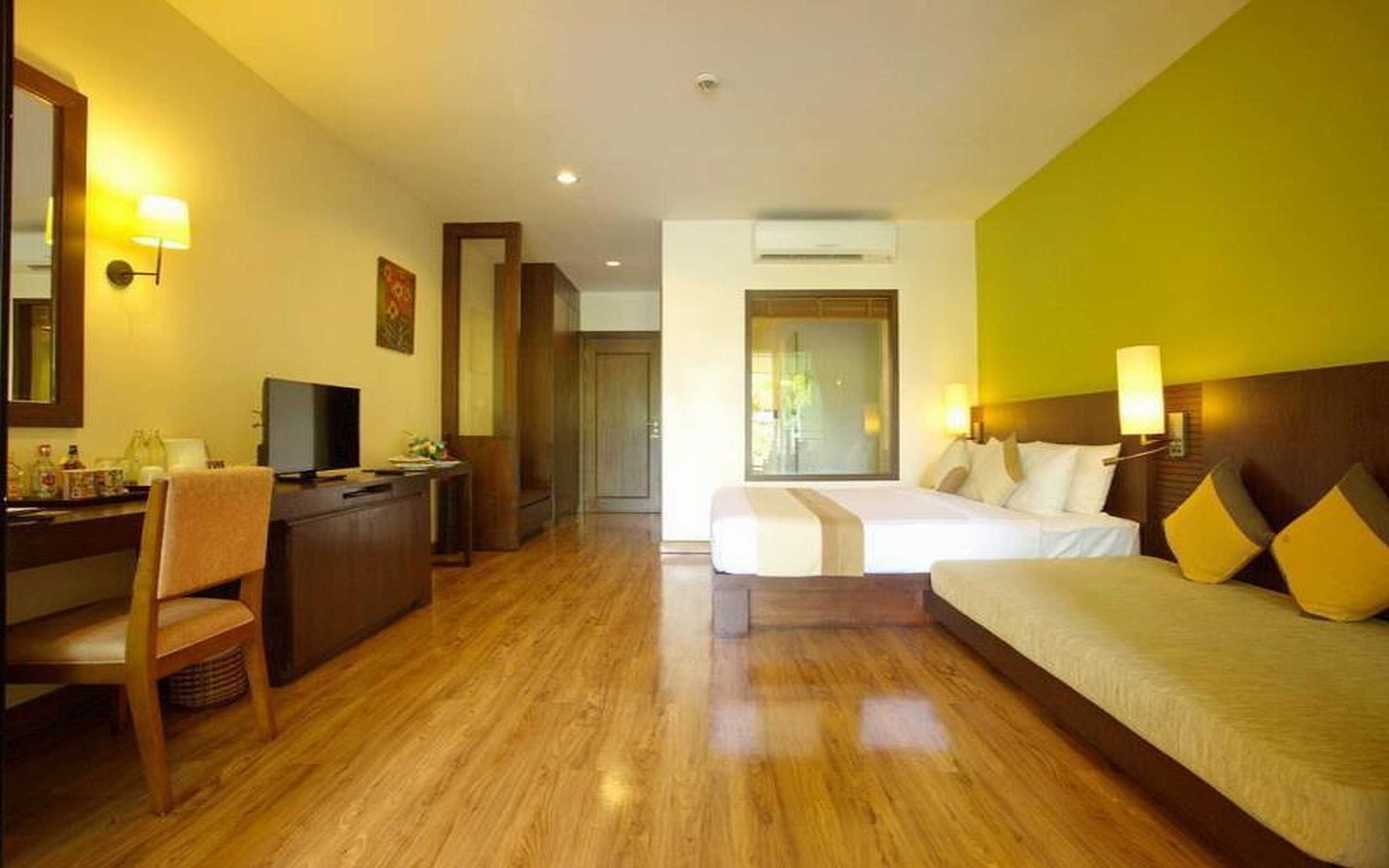 Double or Twin Deluxe