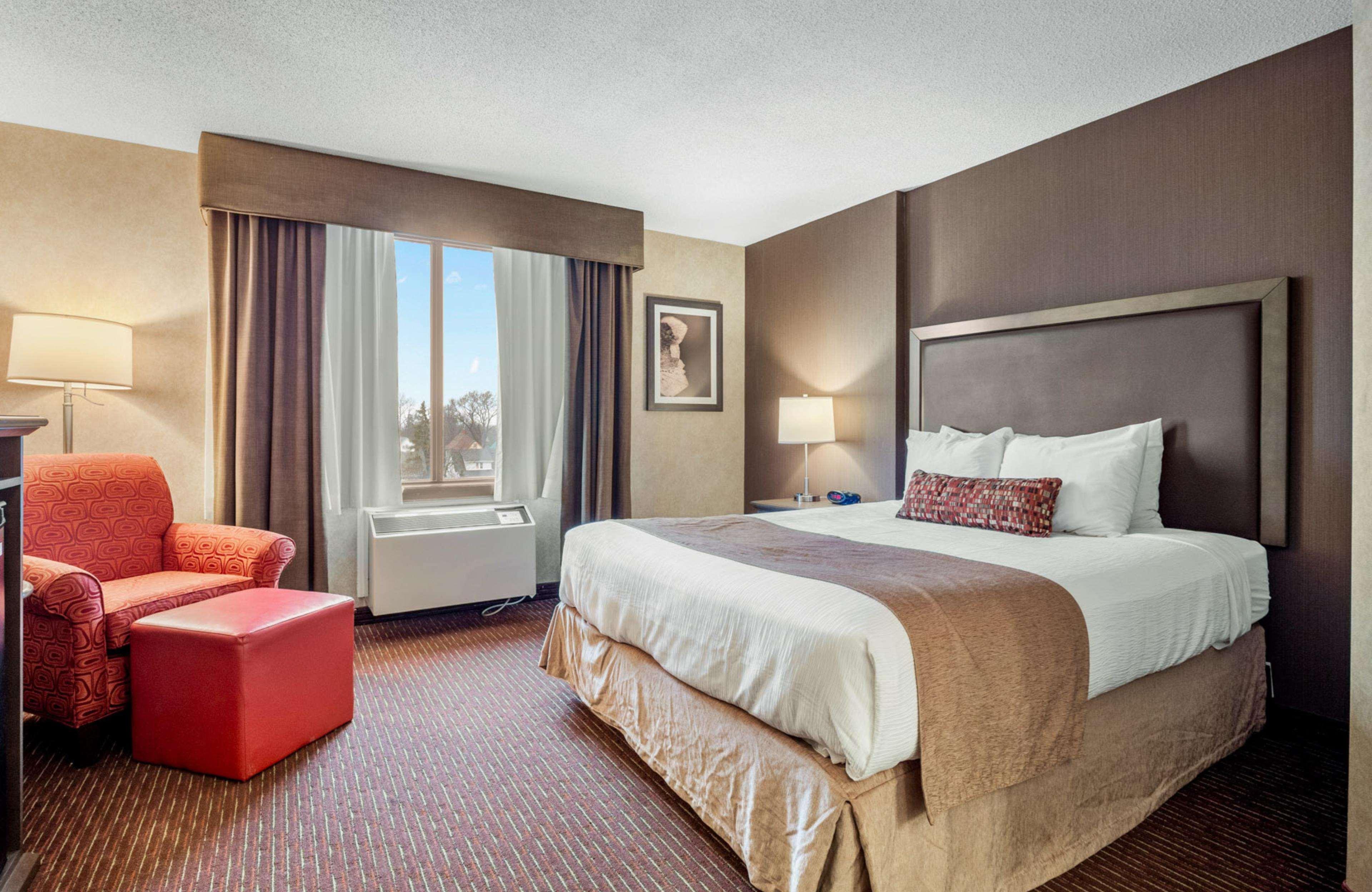 Double Queen Bed Non Smoking