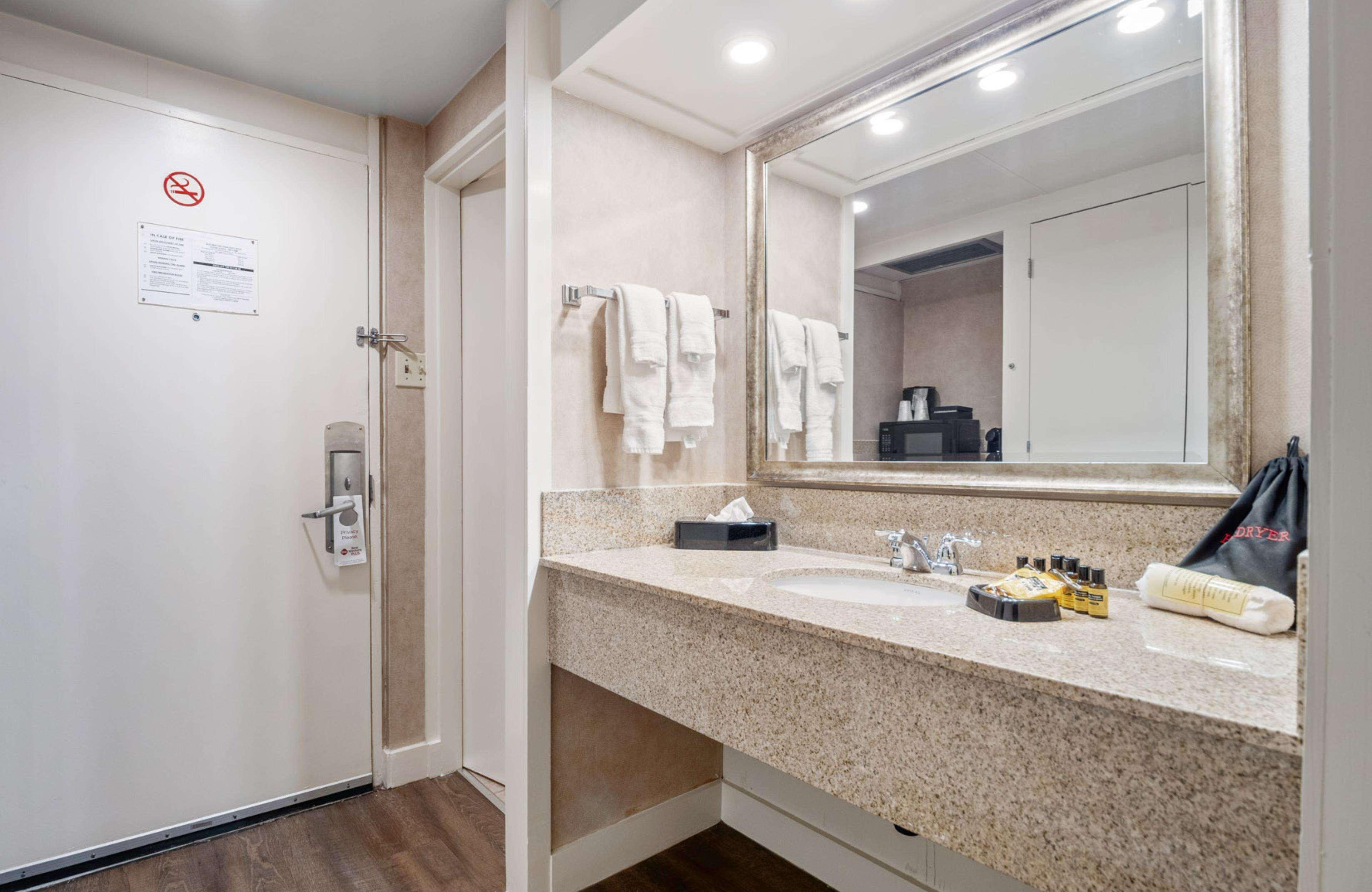 Quadruple Two Queen Beds