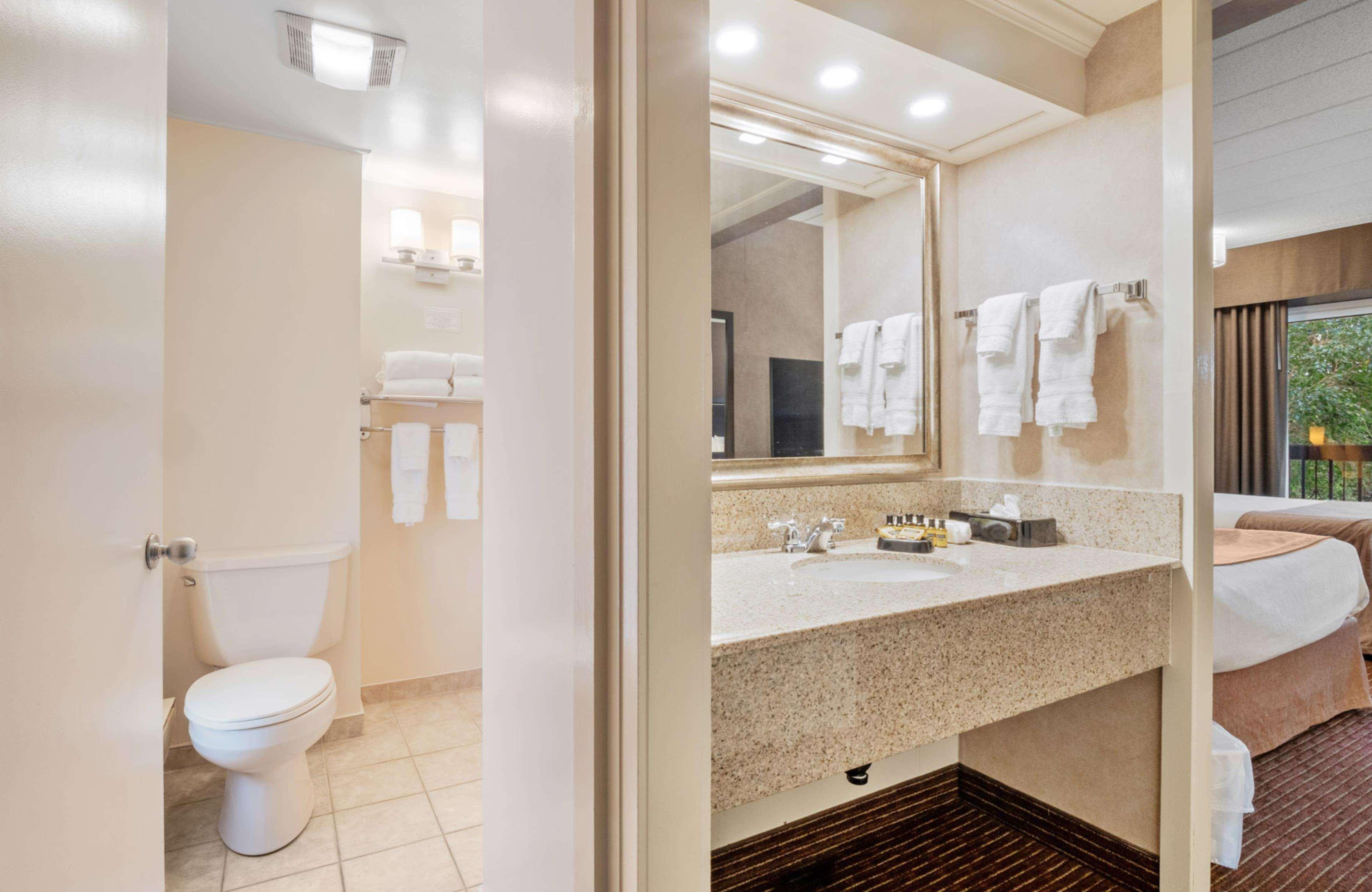 Quadruple Two Queen Beds