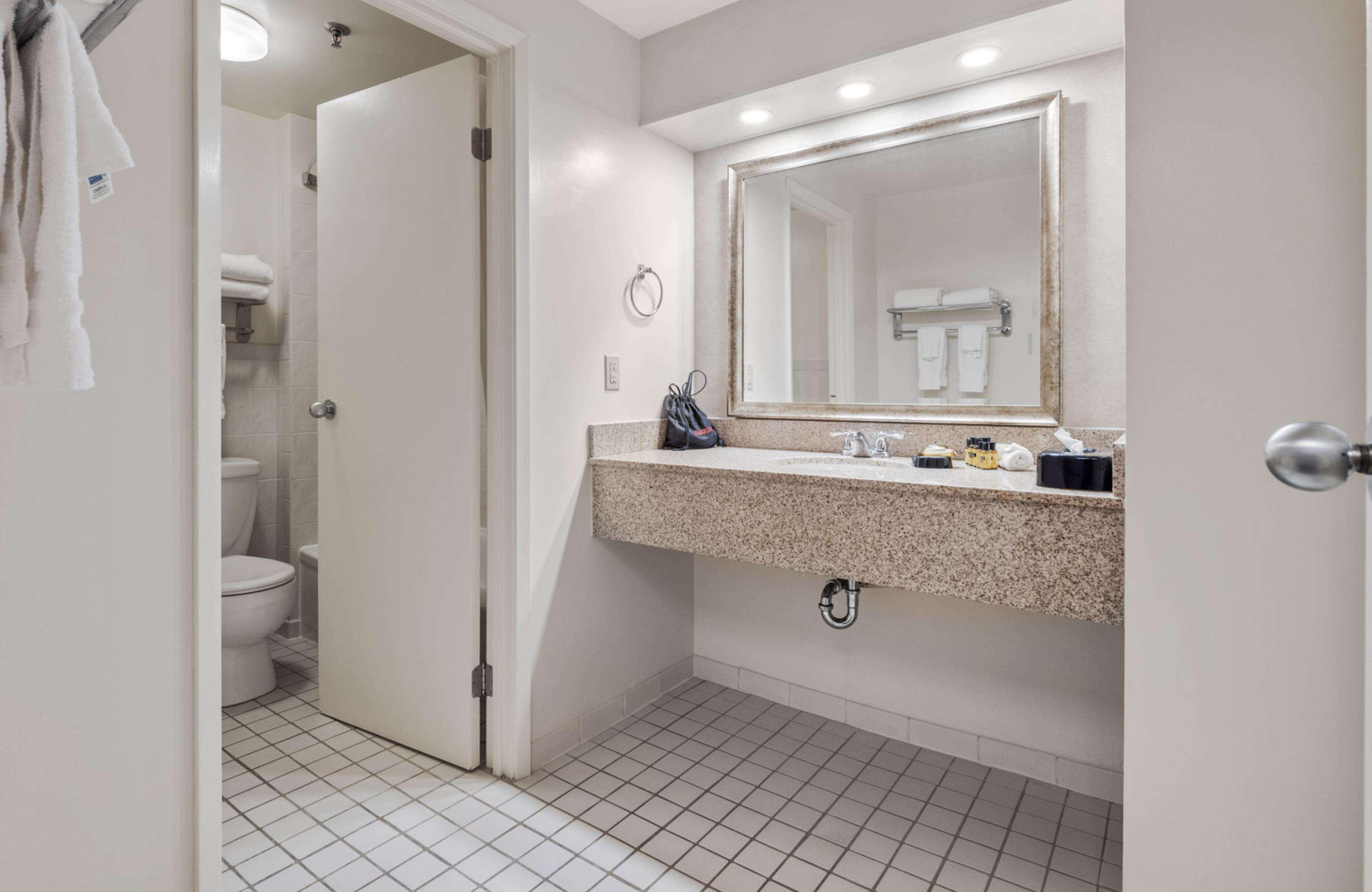 Quadruple Non Smoking