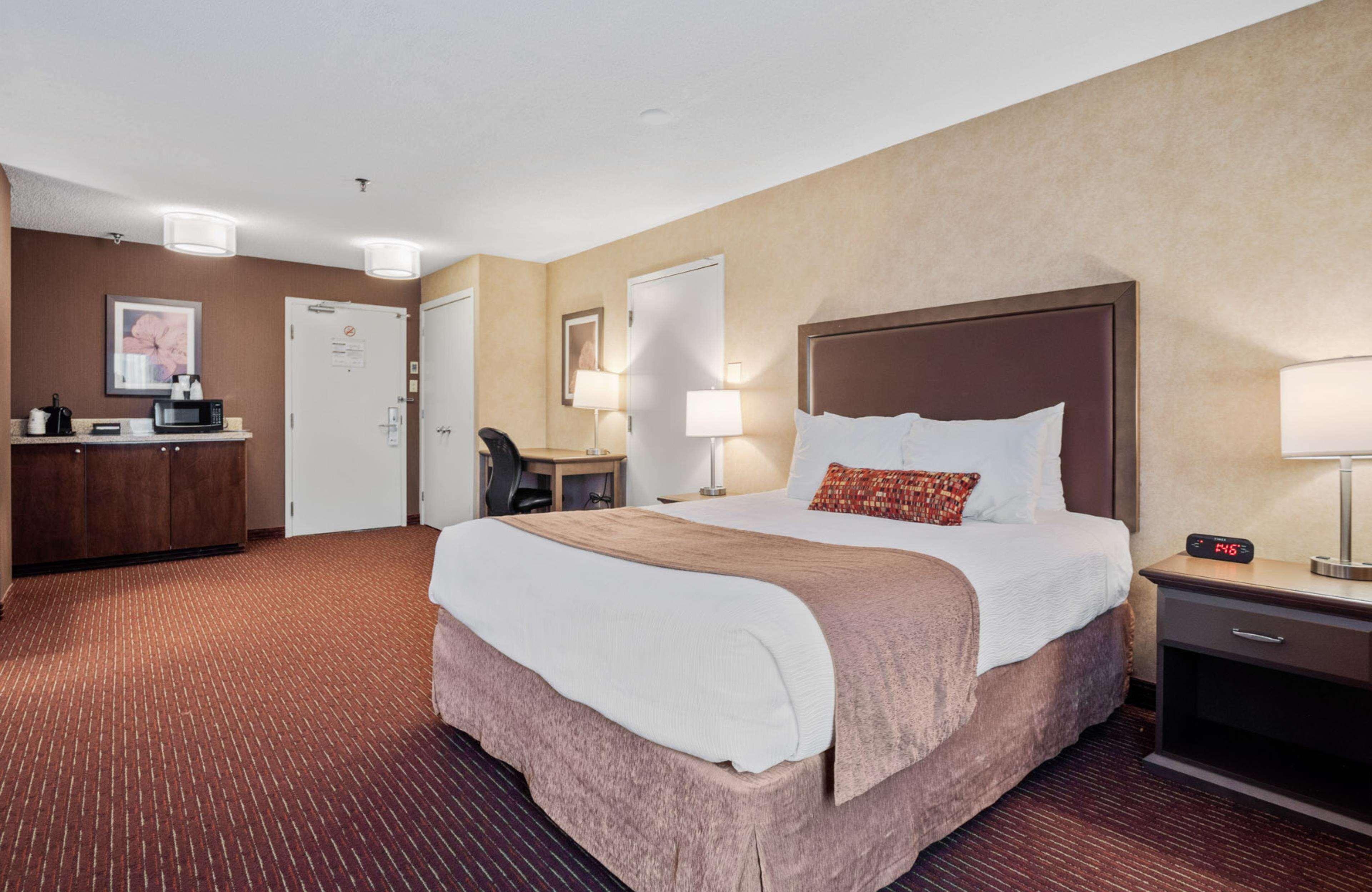 Quadruple Non Smoking