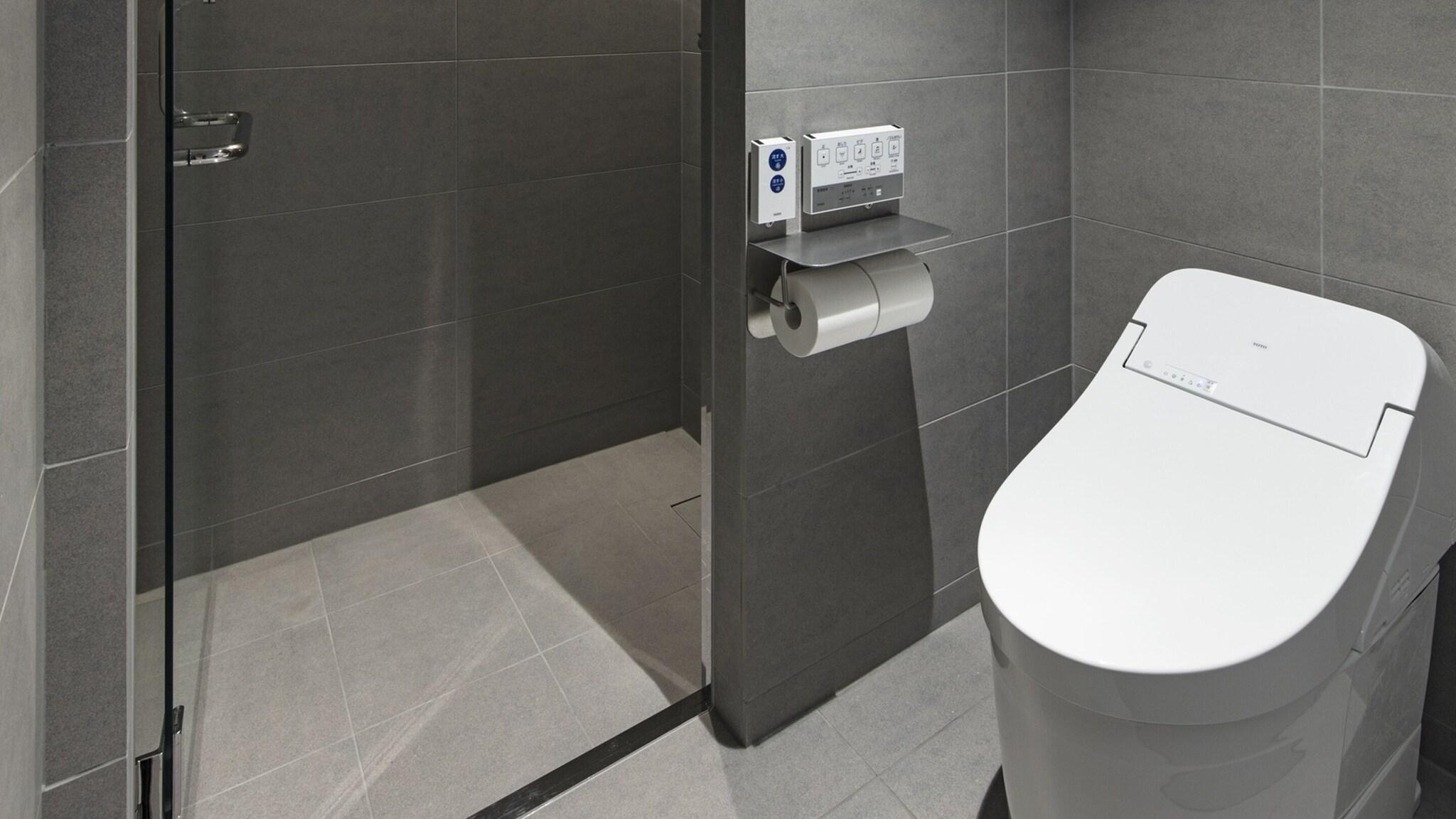 Twin Deluxe Capacity 4