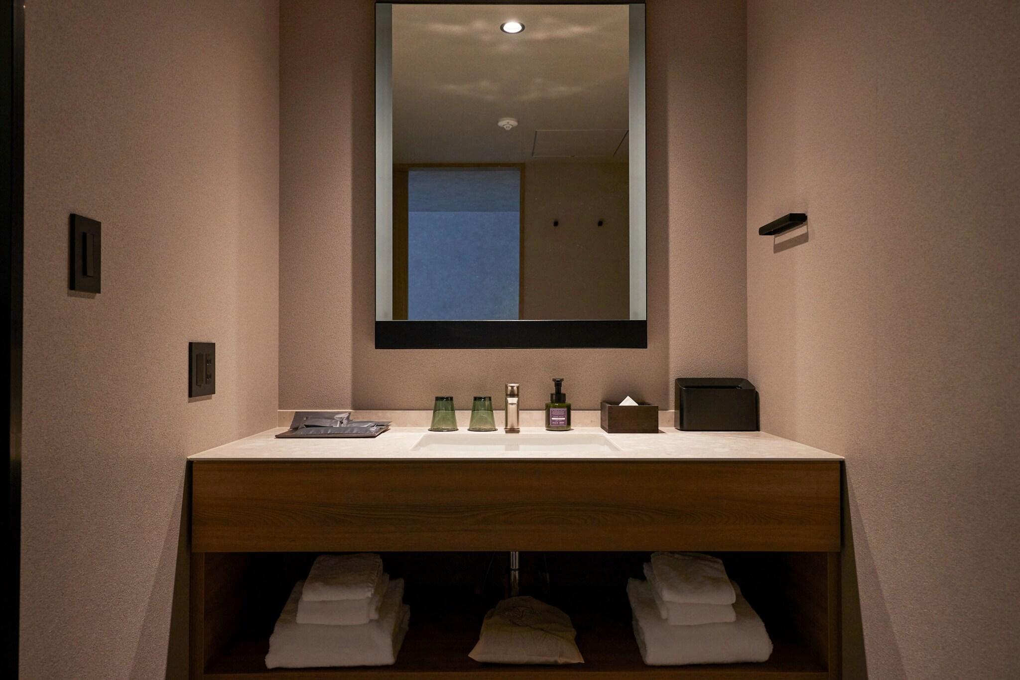 Double Premium King Bed