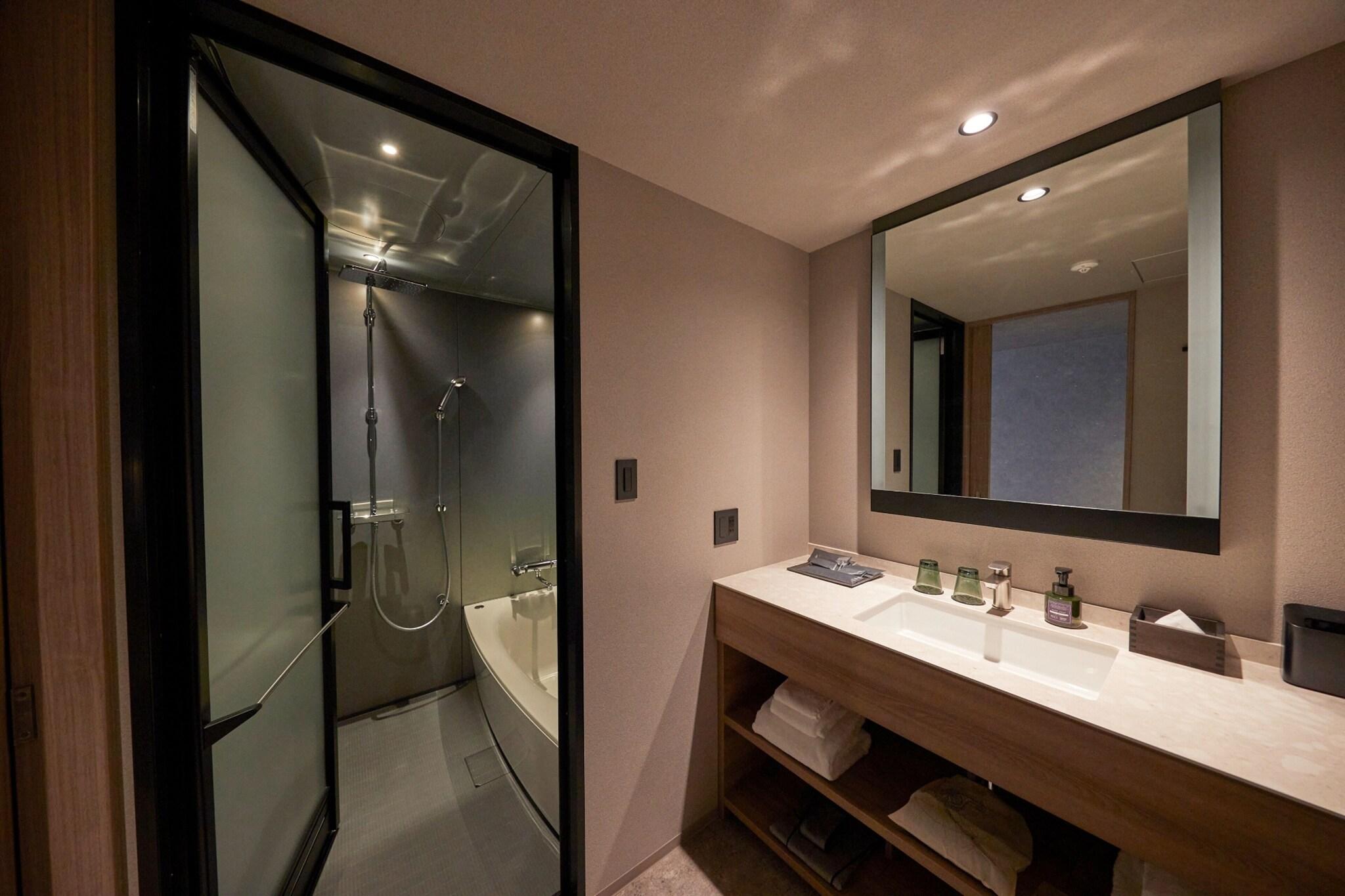 Double Premium King Bed