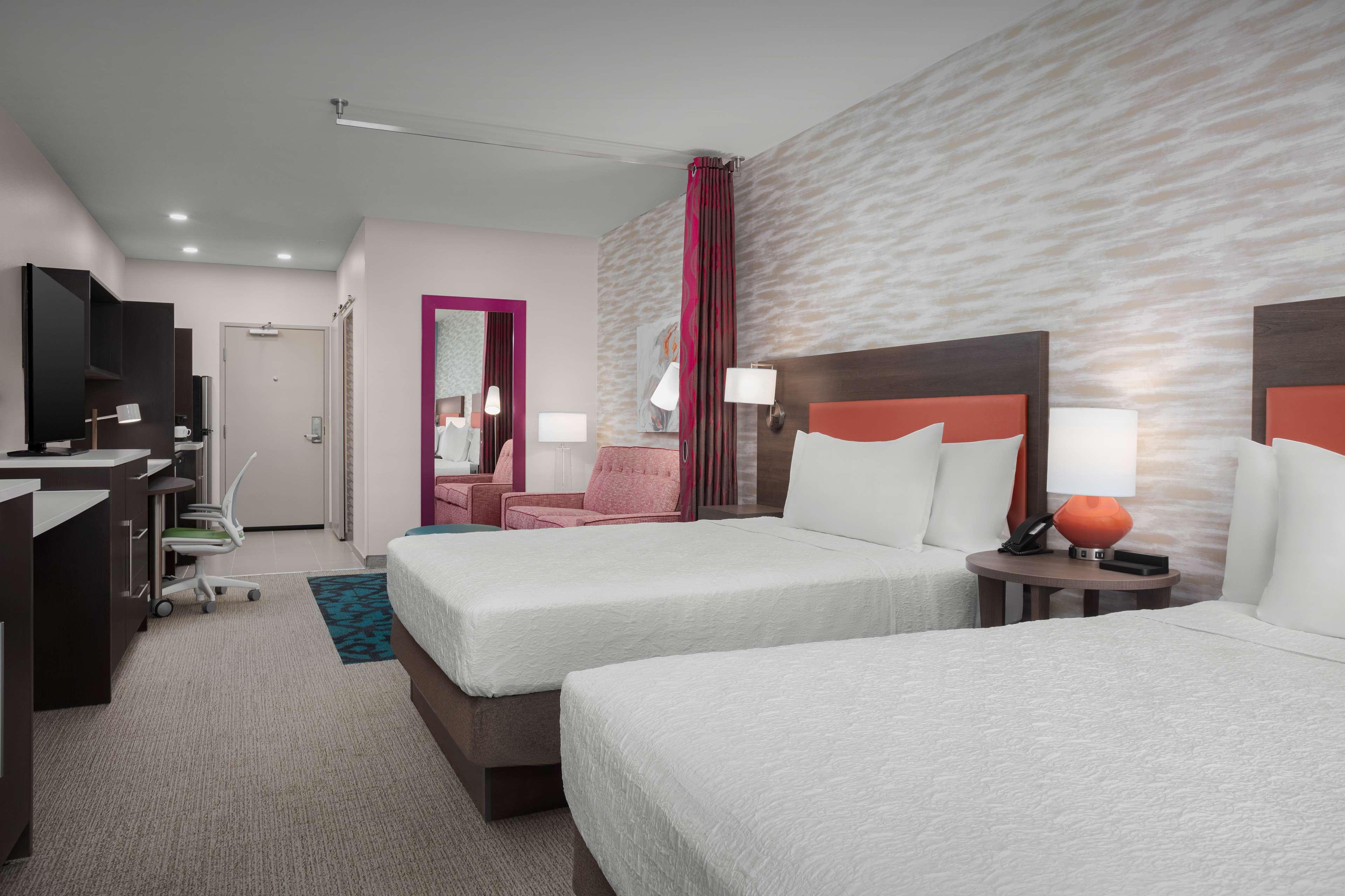 Suite Two Queen Beds