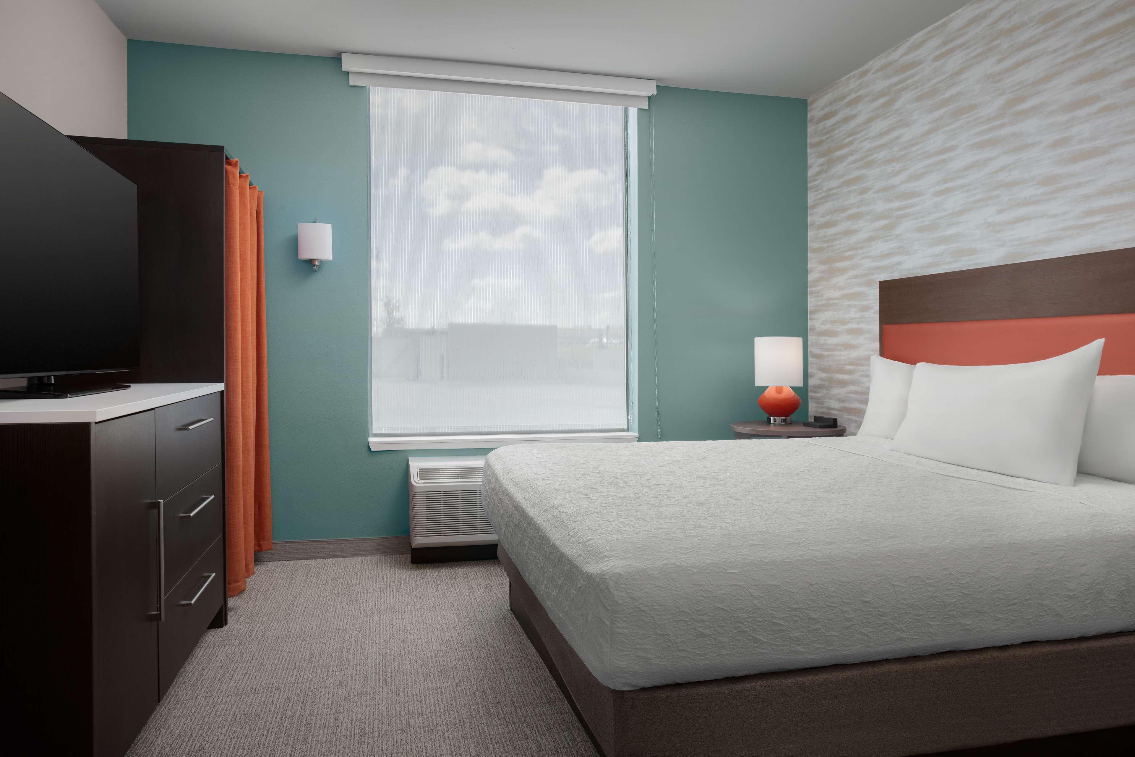 Suite King Bed One Bedroom 