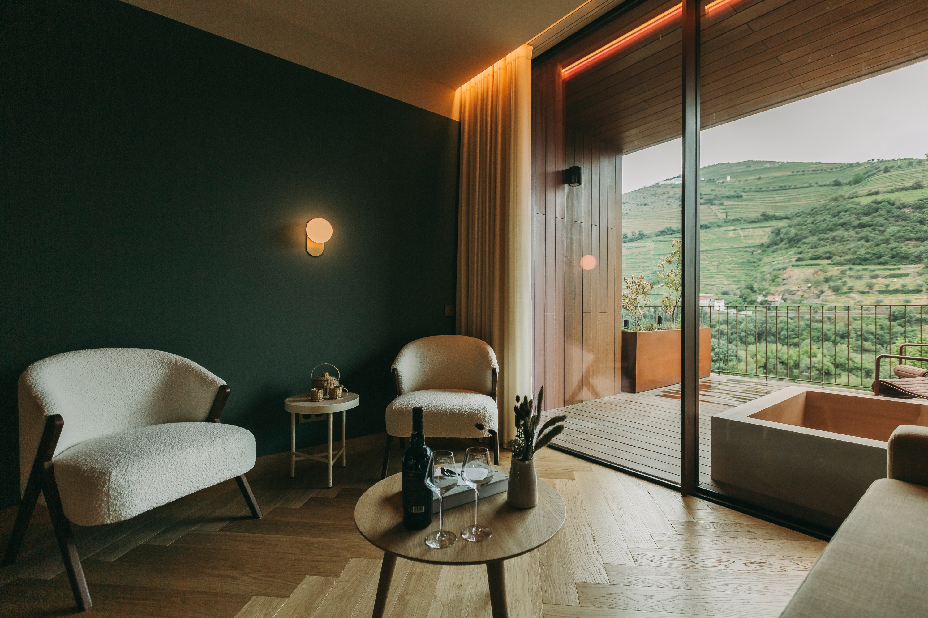 Double Executive Superior