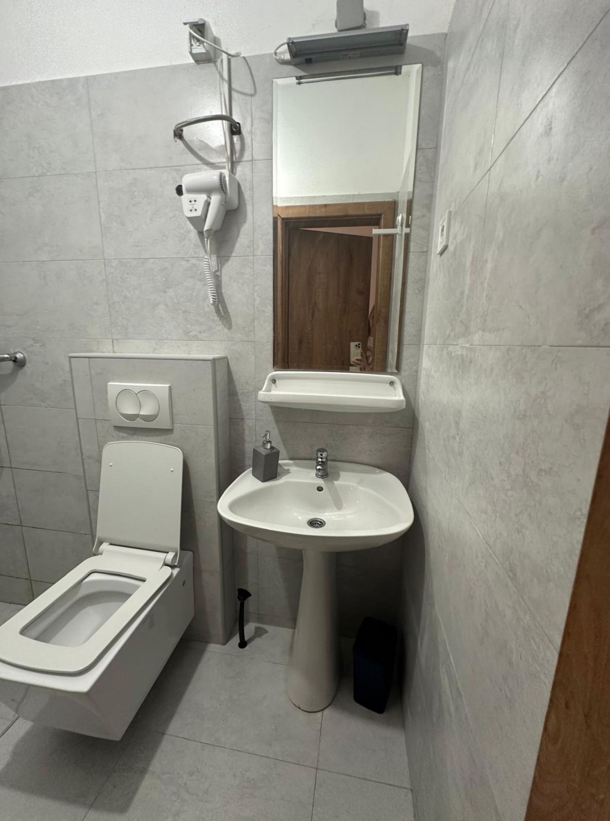 Room One Bedroom One Bathroom