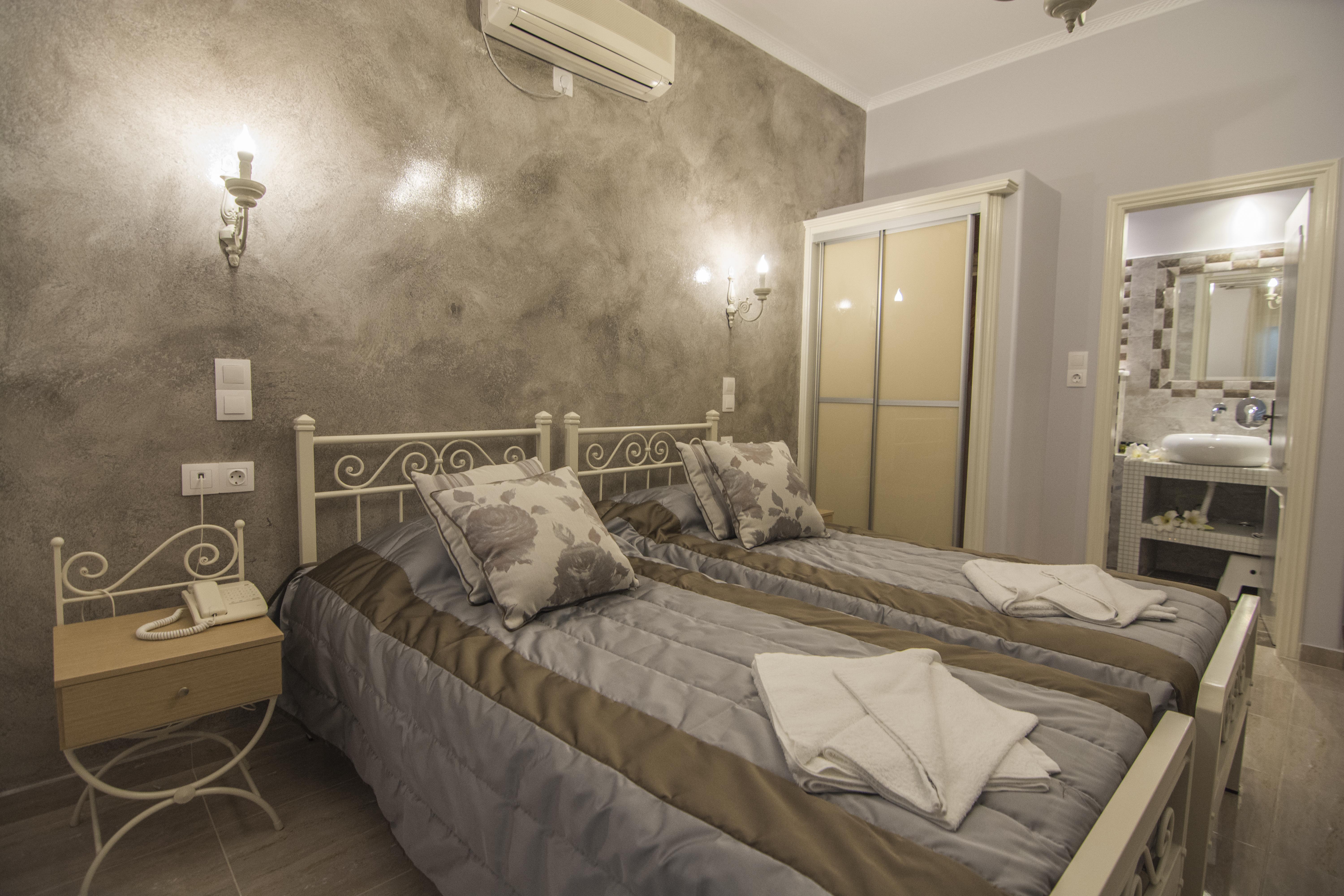 Double or Twin Superior