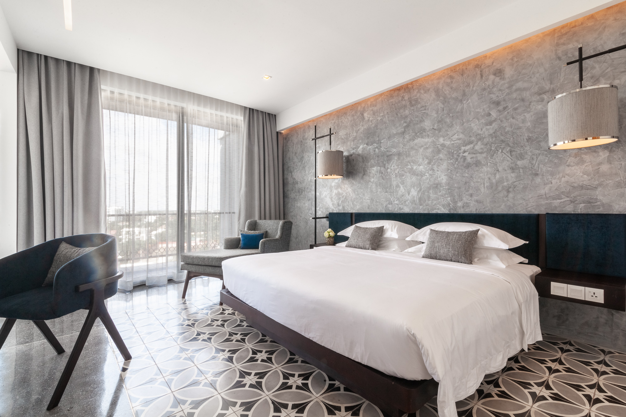 Double Deluxe Pool View