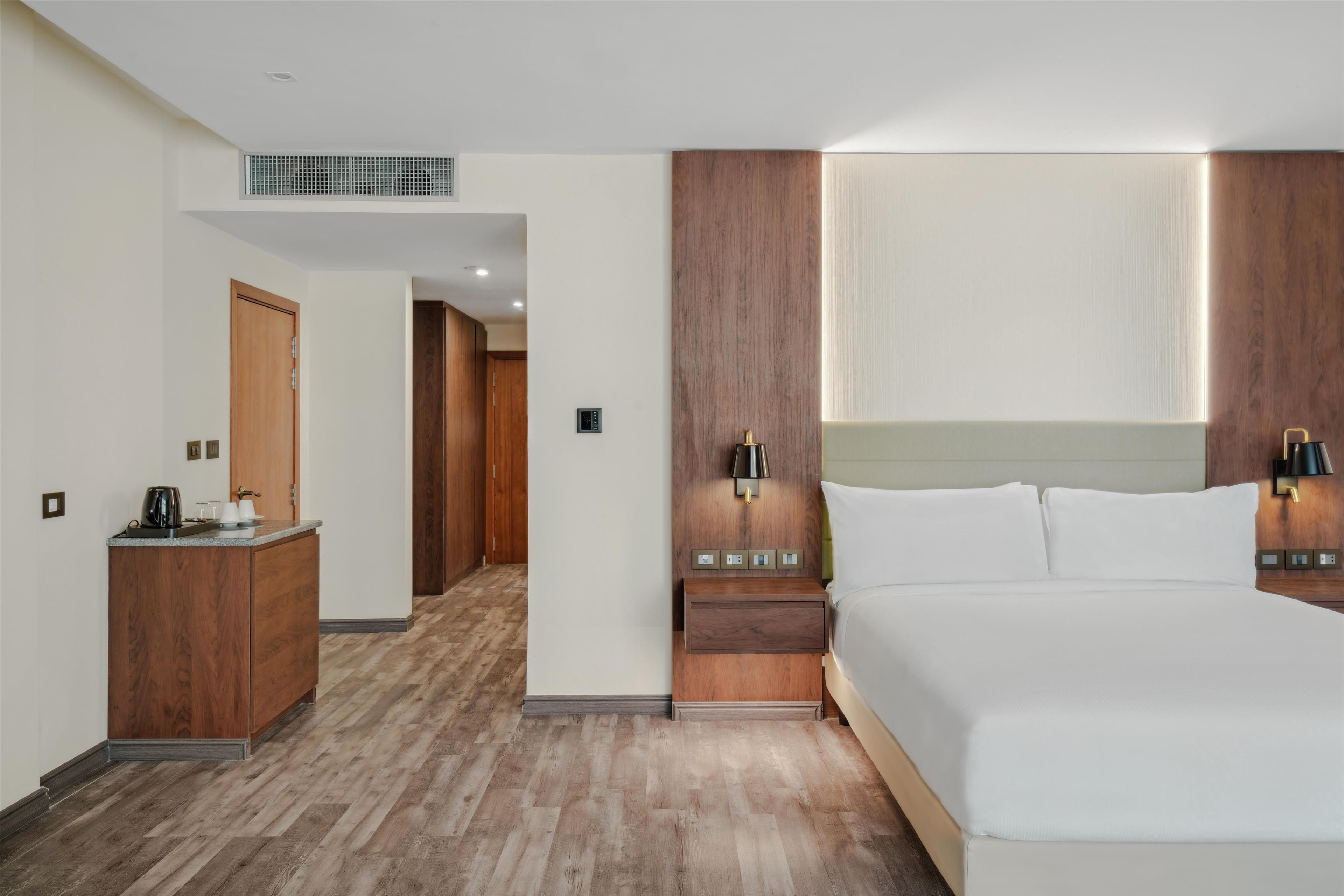 Family Room Connecting Room