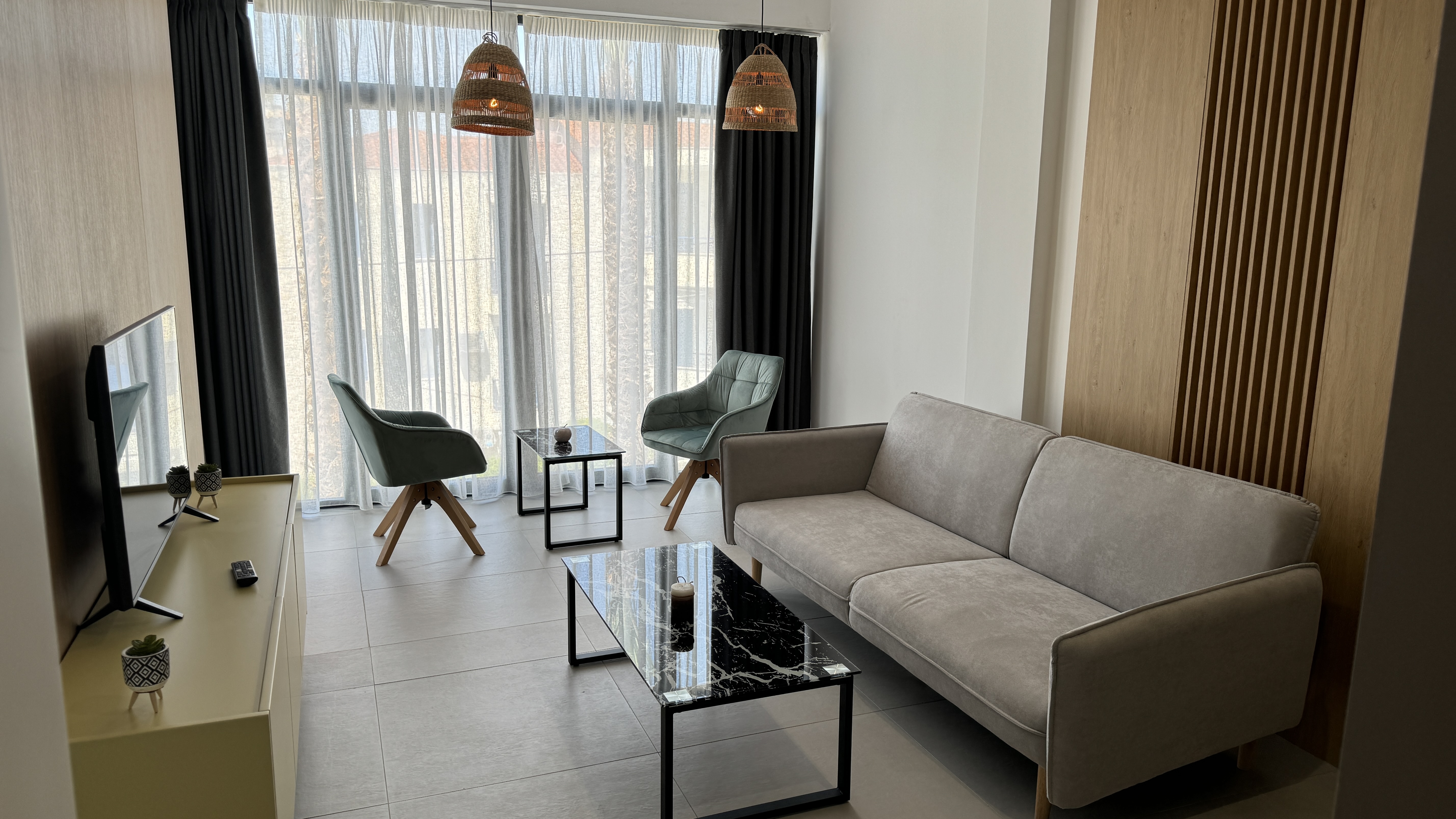 Quadruple Deluxe King Bed