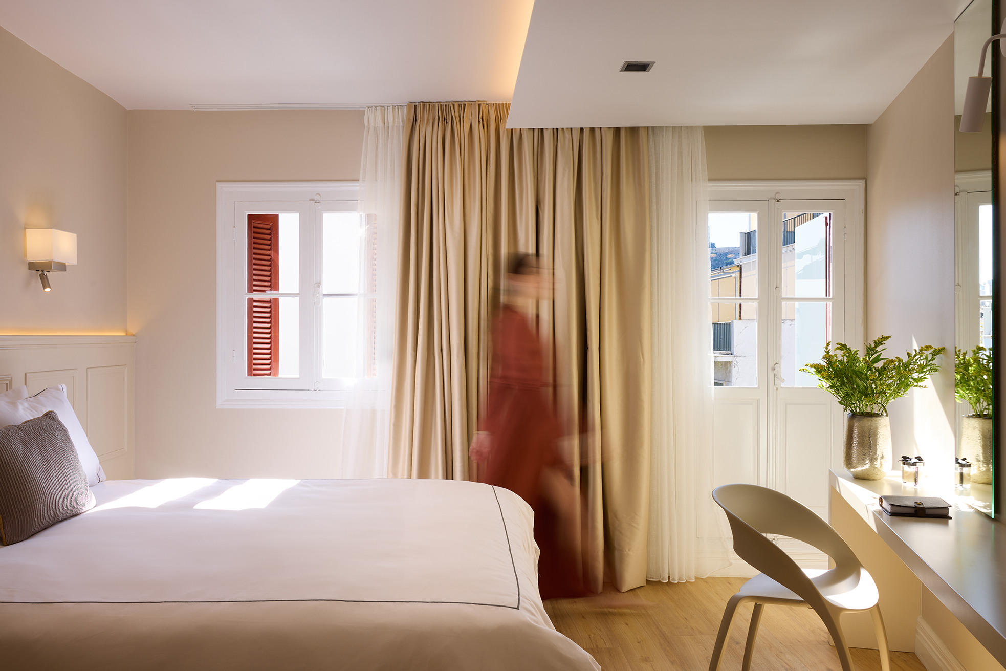 Suite with Balcony with Views