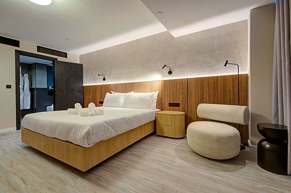 Single Superior with Balcony