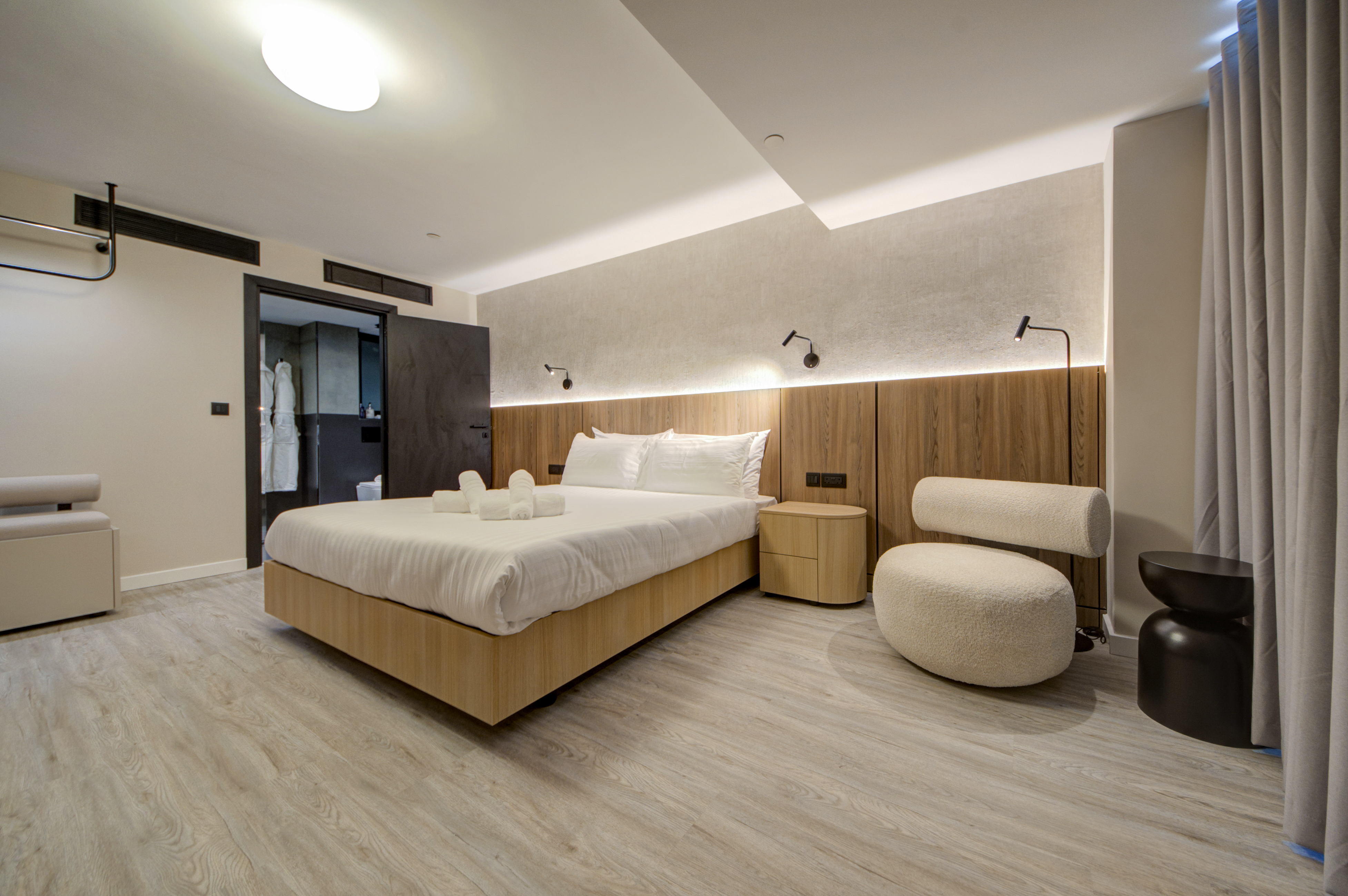 Double or Twin Standard