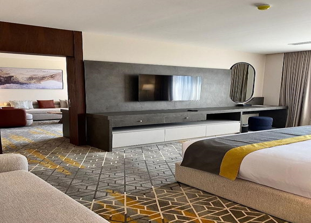 Room King Bed One Bedroom 