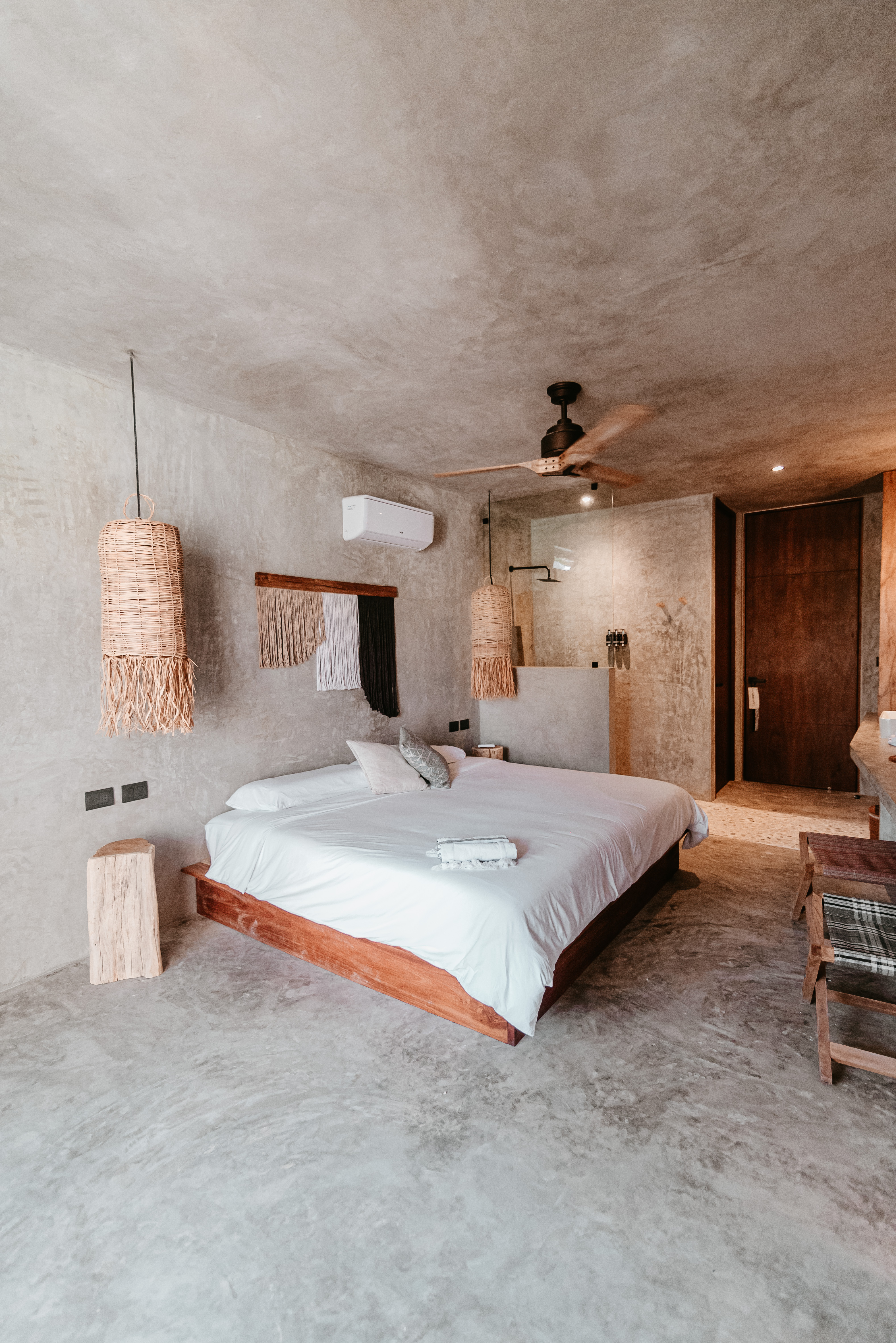 Double Deluxe Pool View