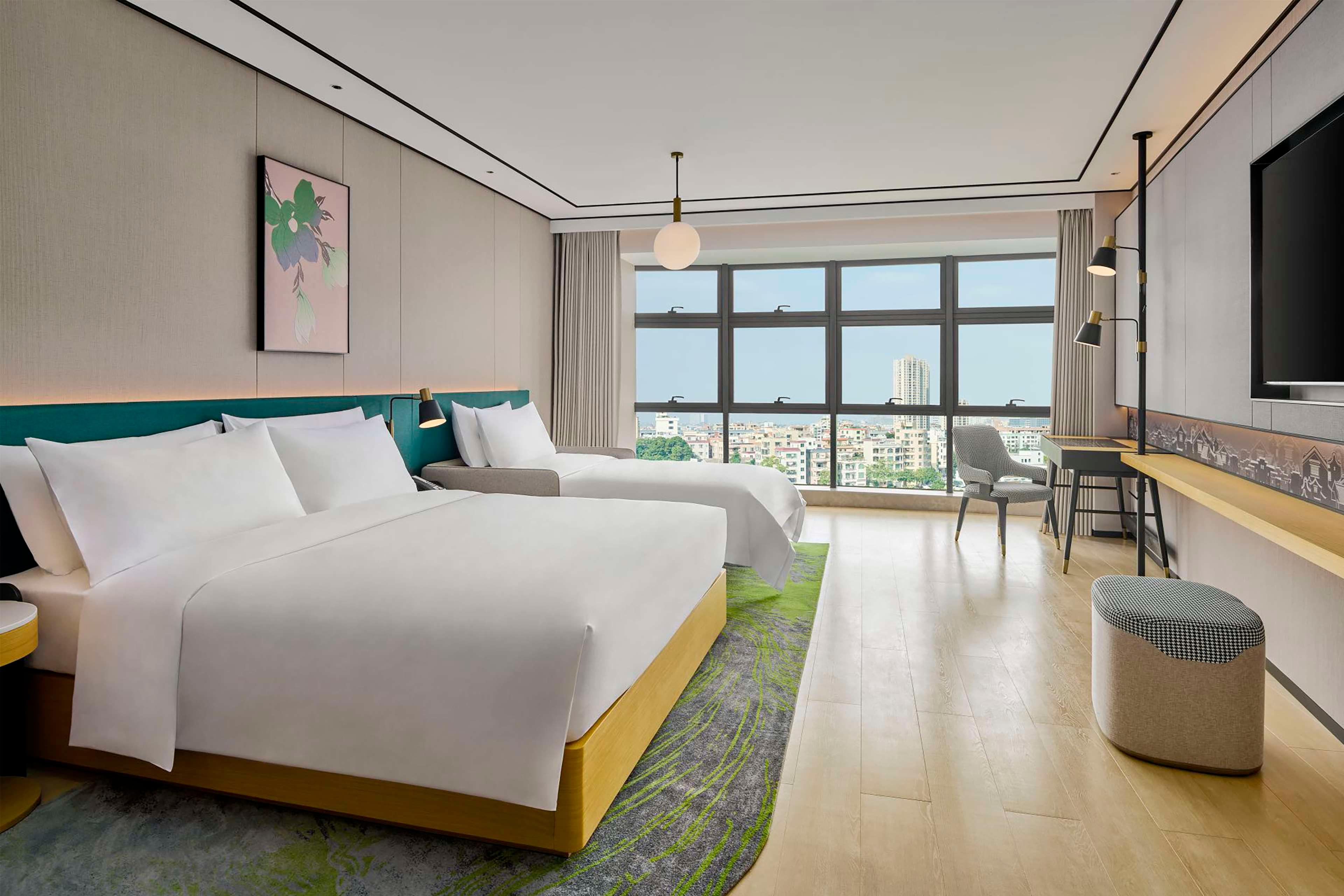 Double Deluxe King Bed