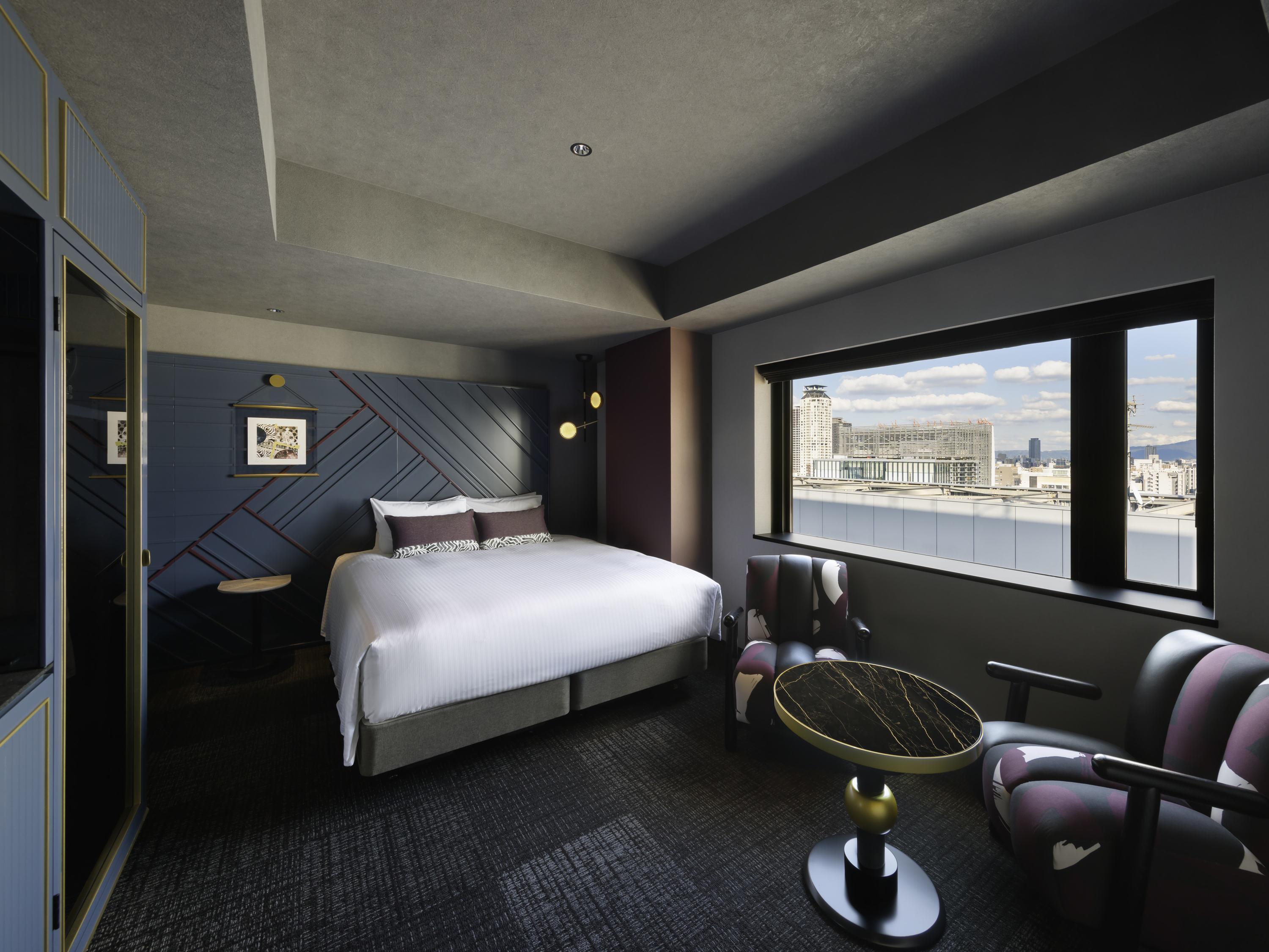 Double Queen Size Bed