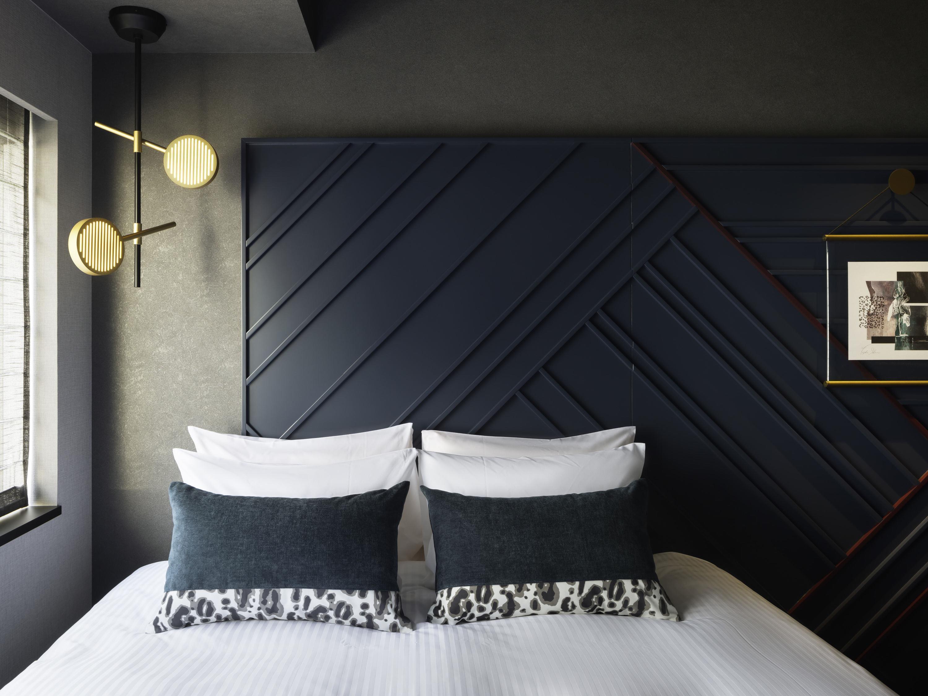 Double Queen Size Bed