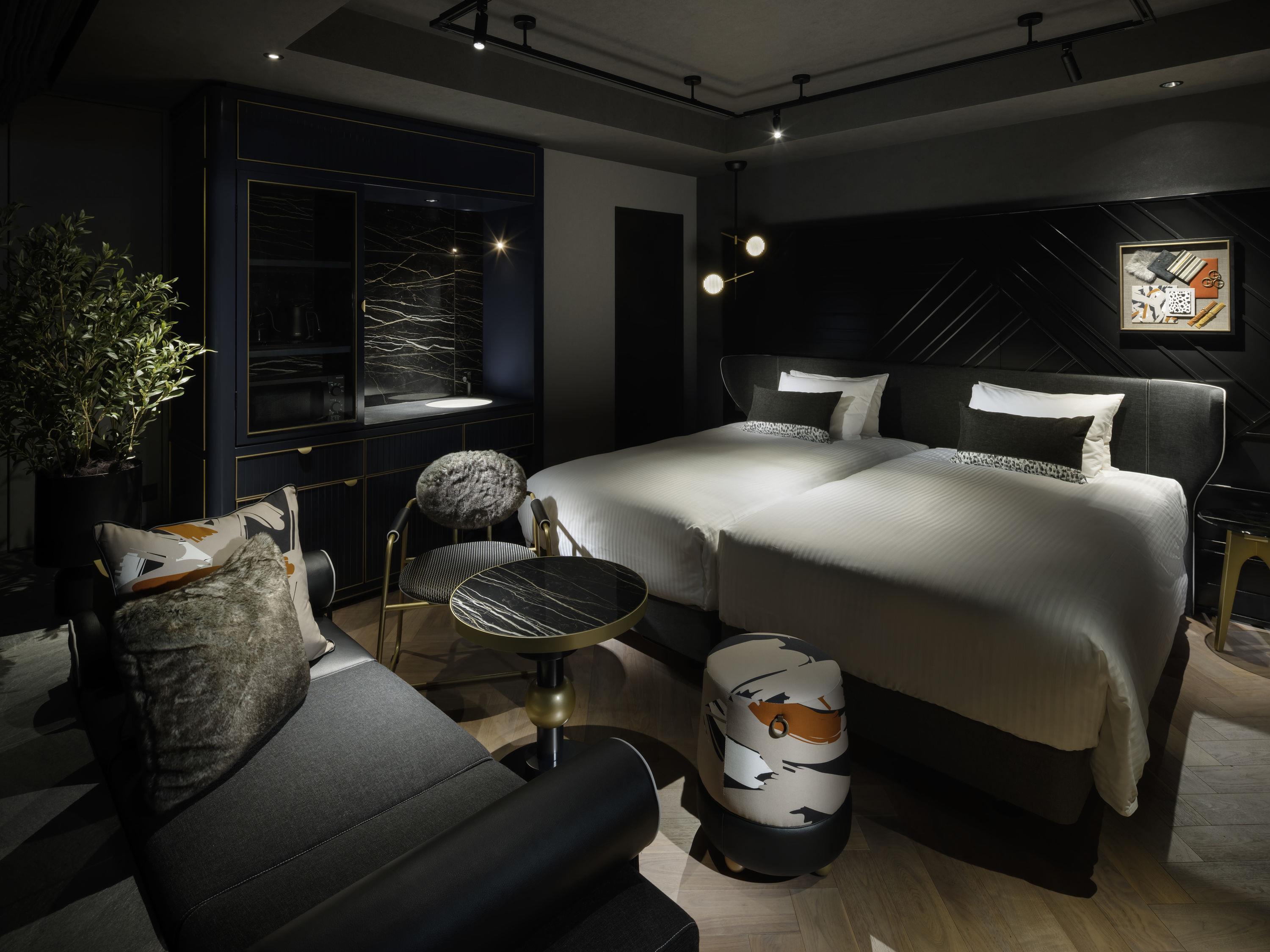 Twin Premium with Views