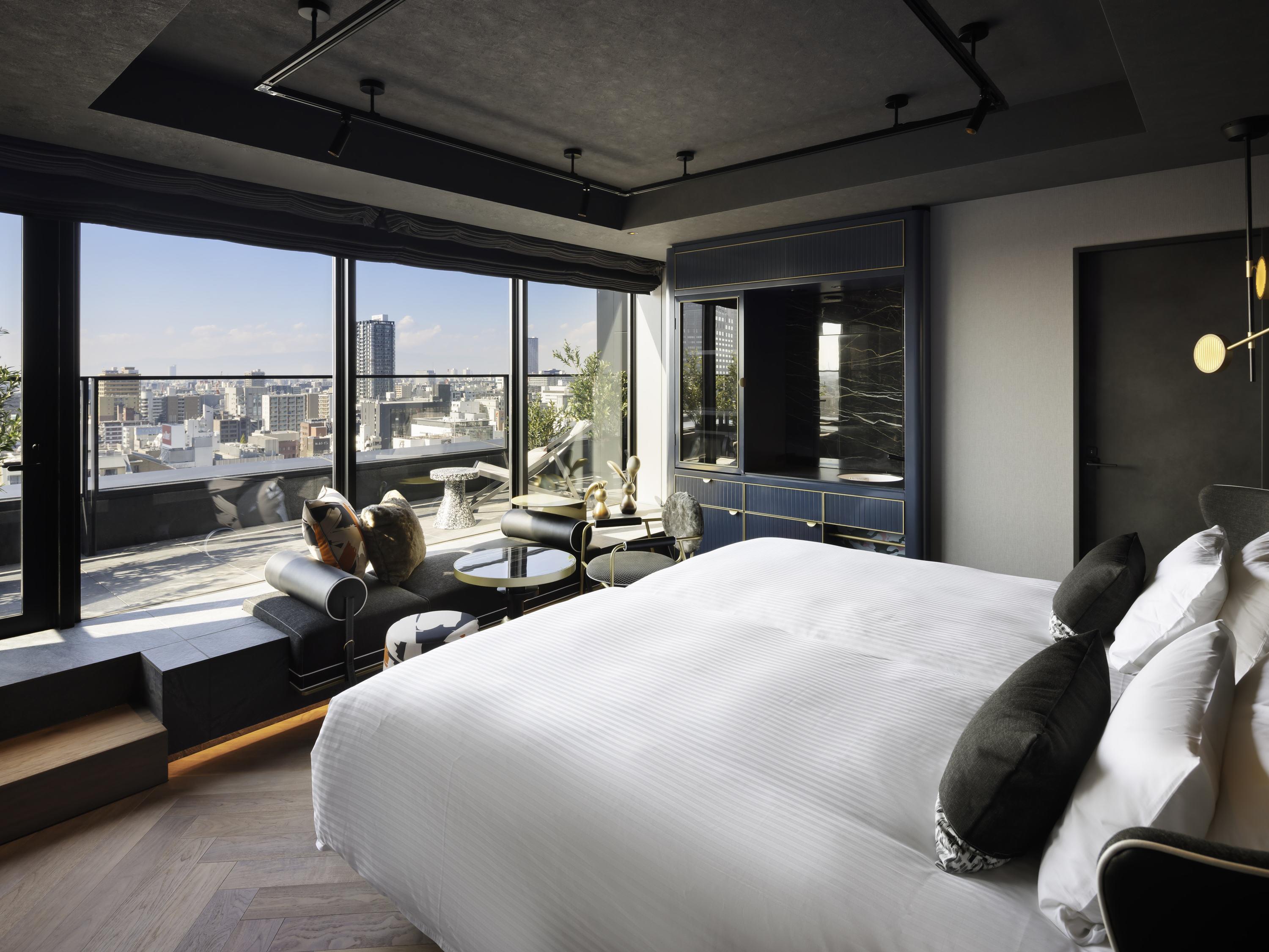 Twin Premium with Views