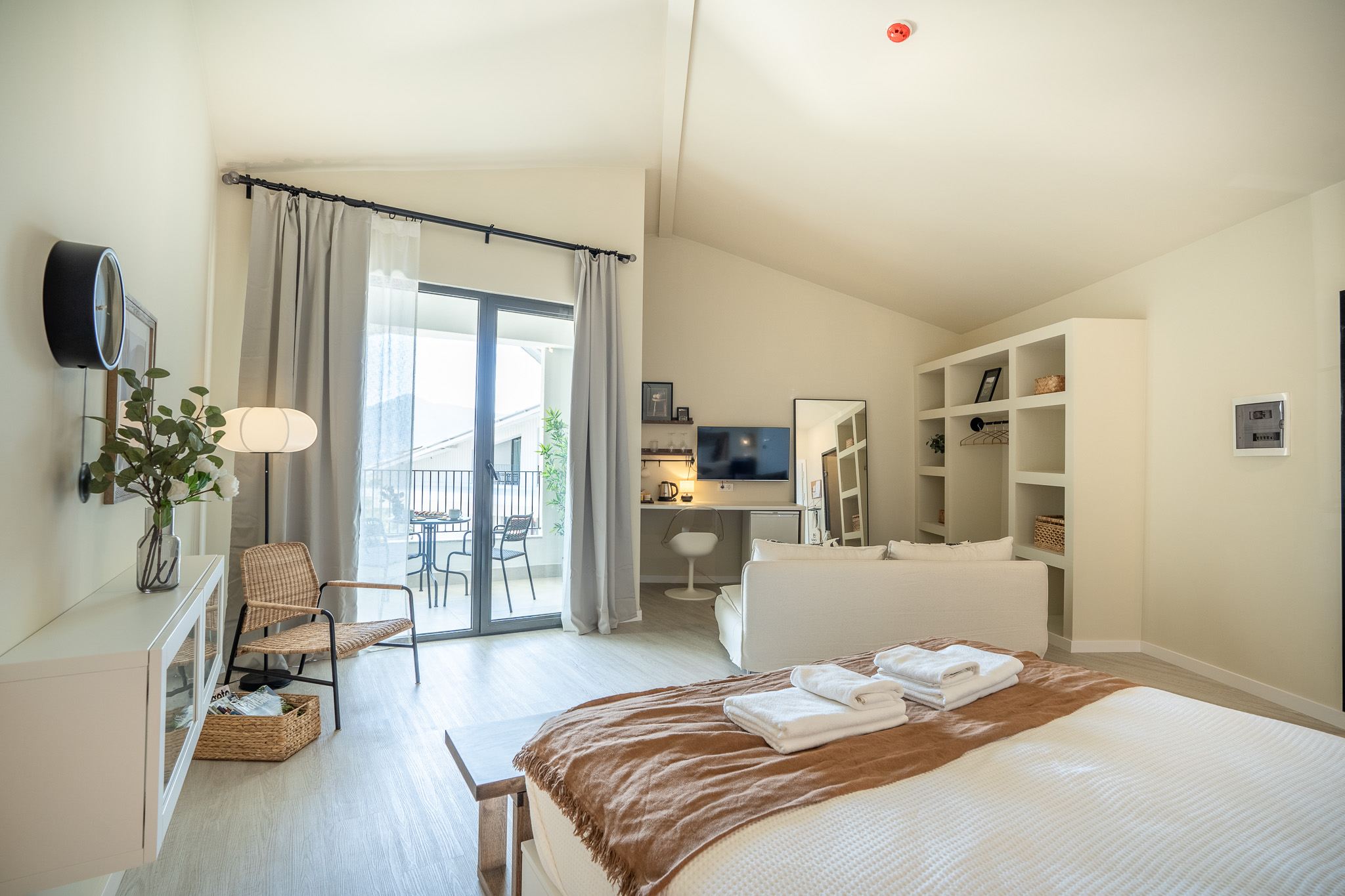 Suite Sea View King Bed