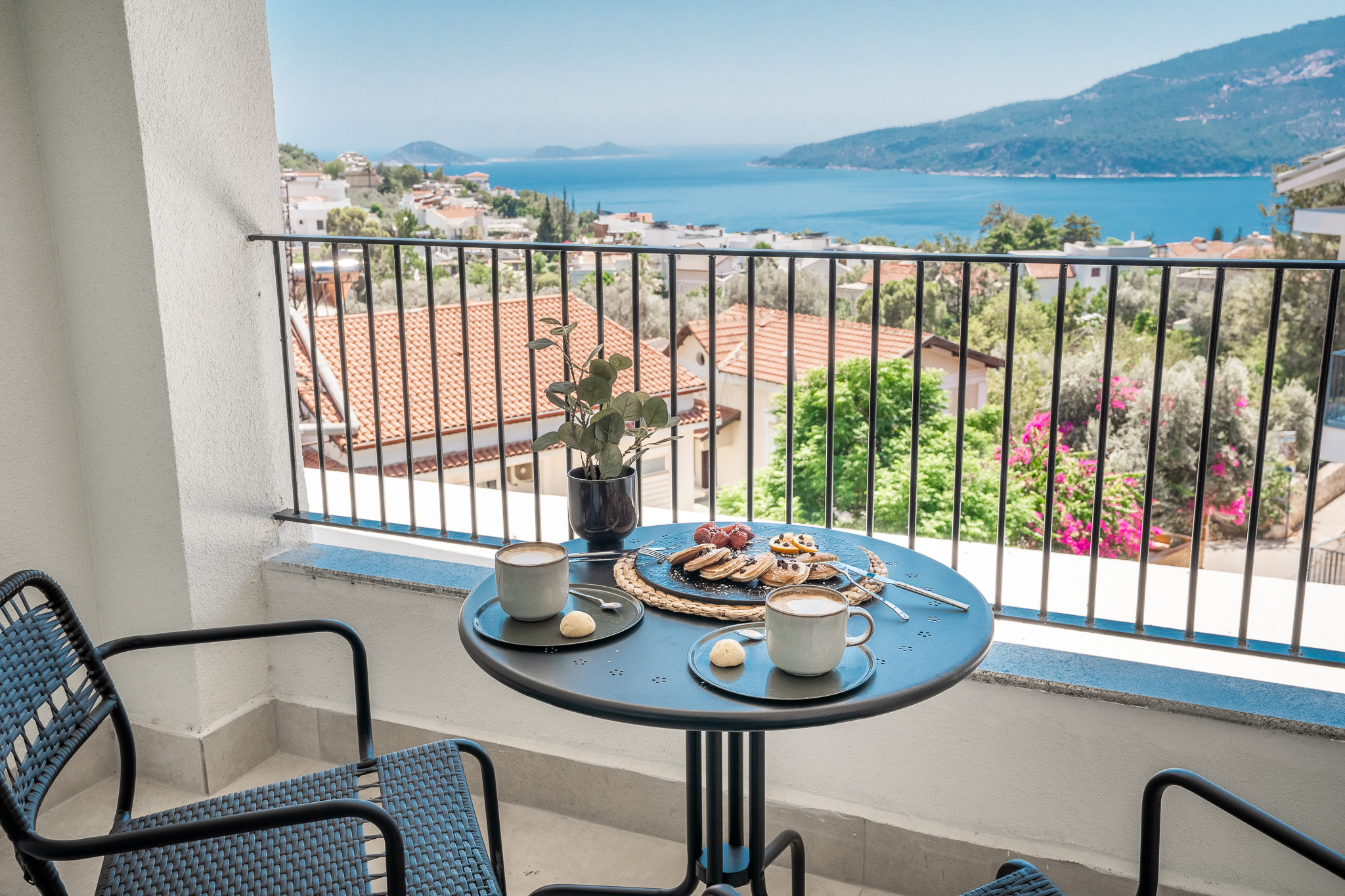 Suite Sea View King Bed