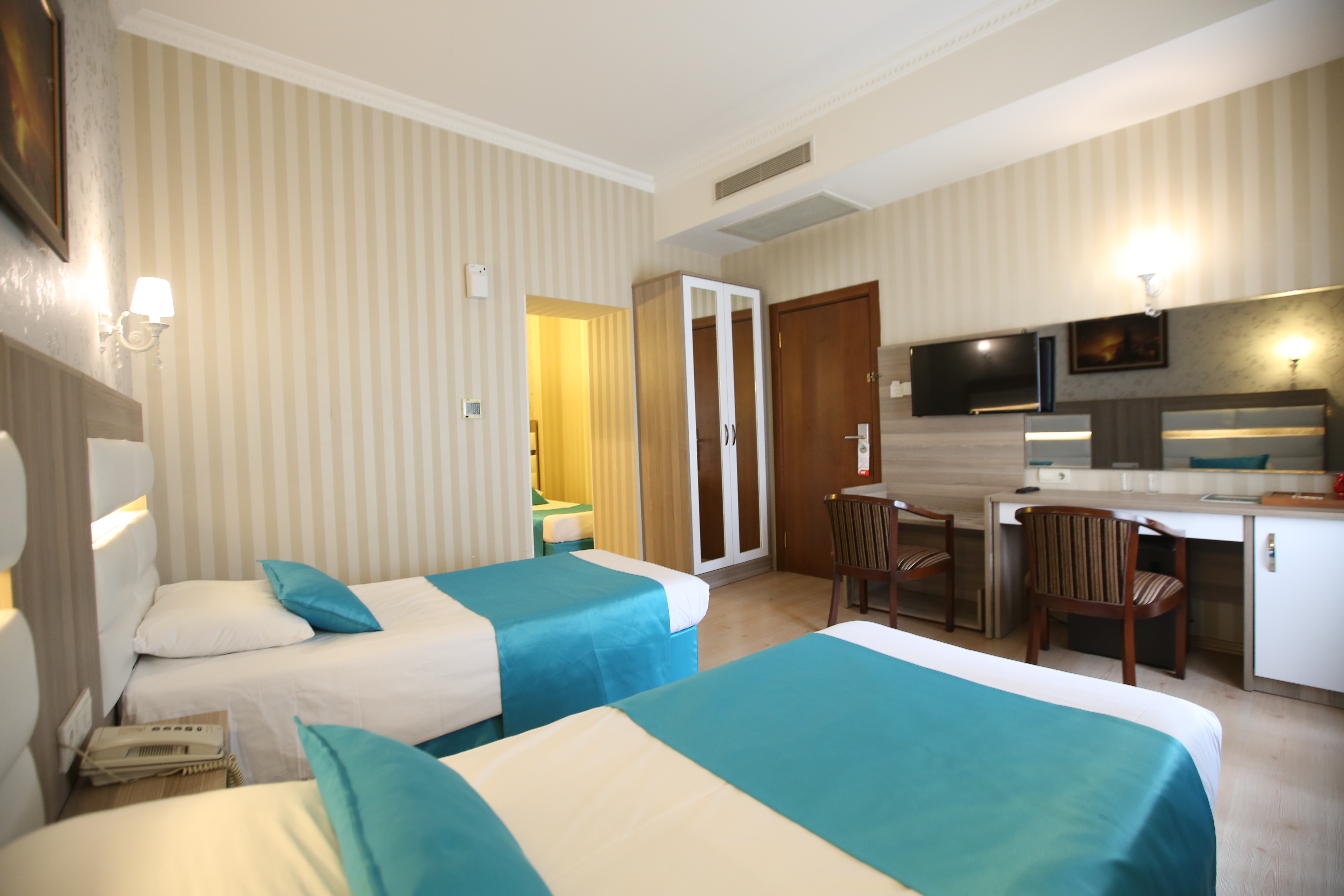 Family Room Three Beds