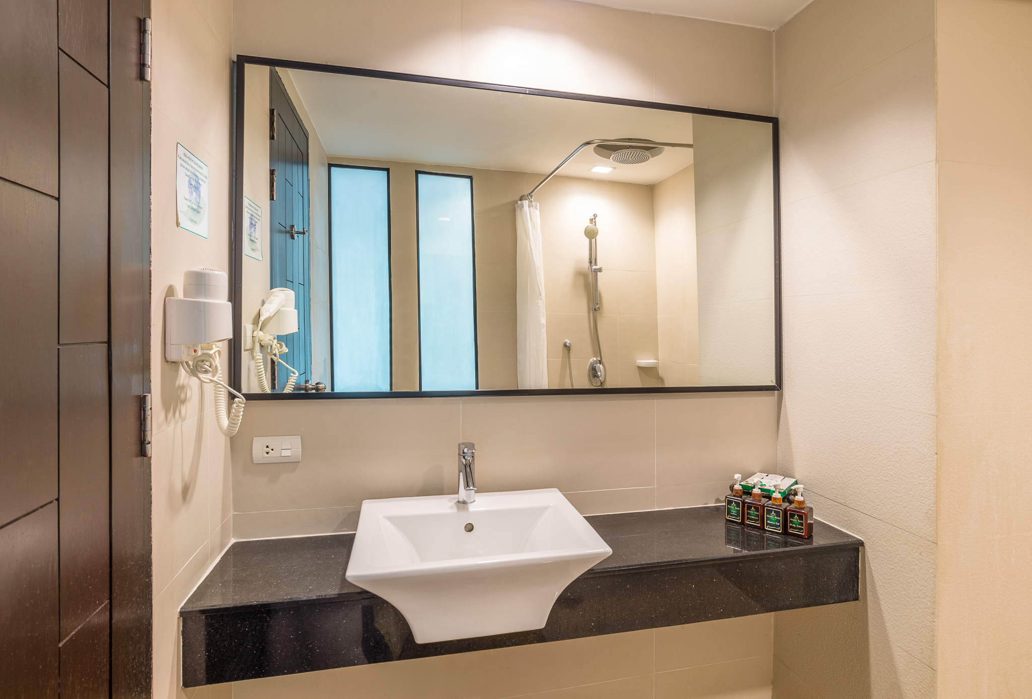 Double or Twin Deluxe