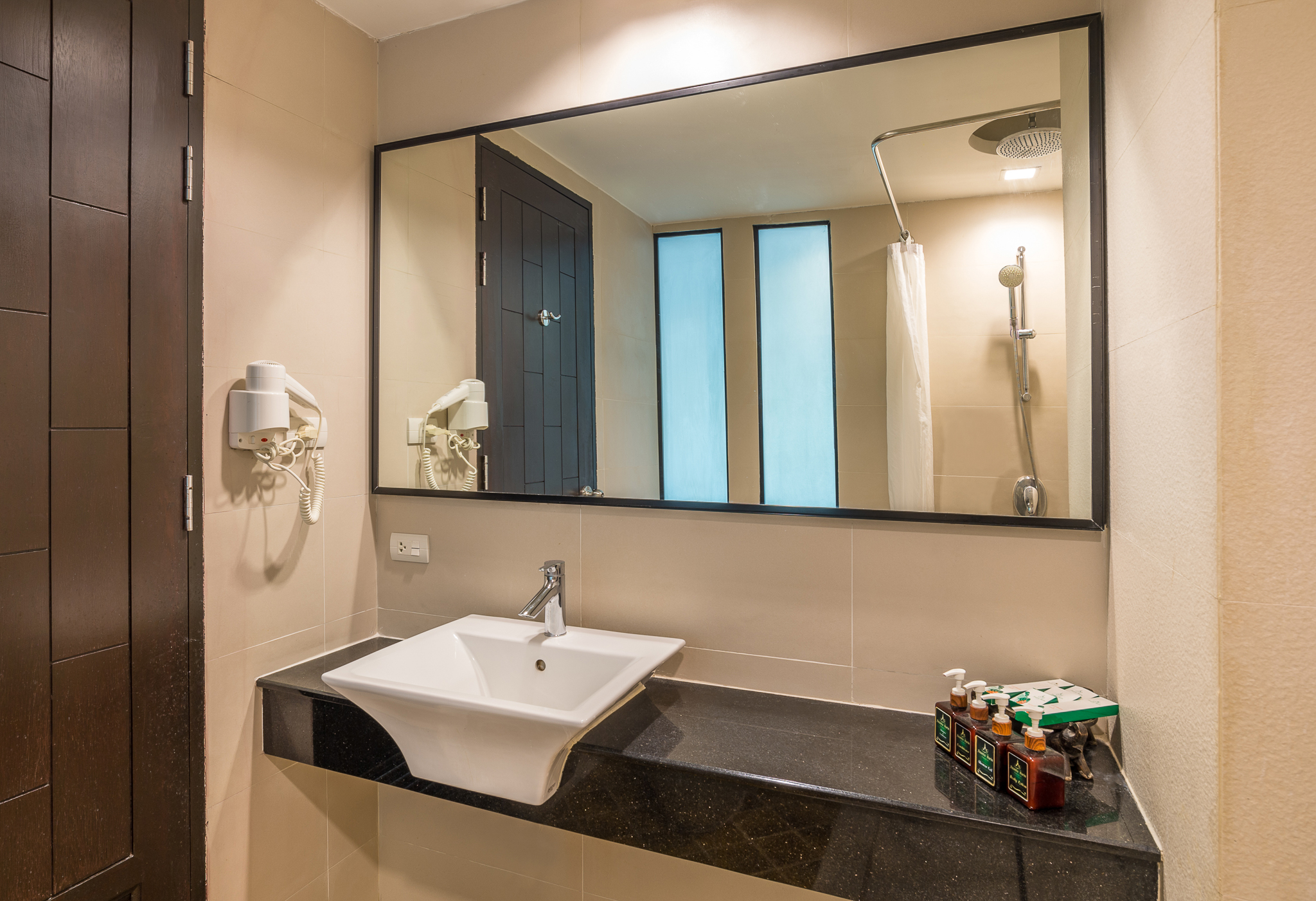 Double or Twin Deluxe