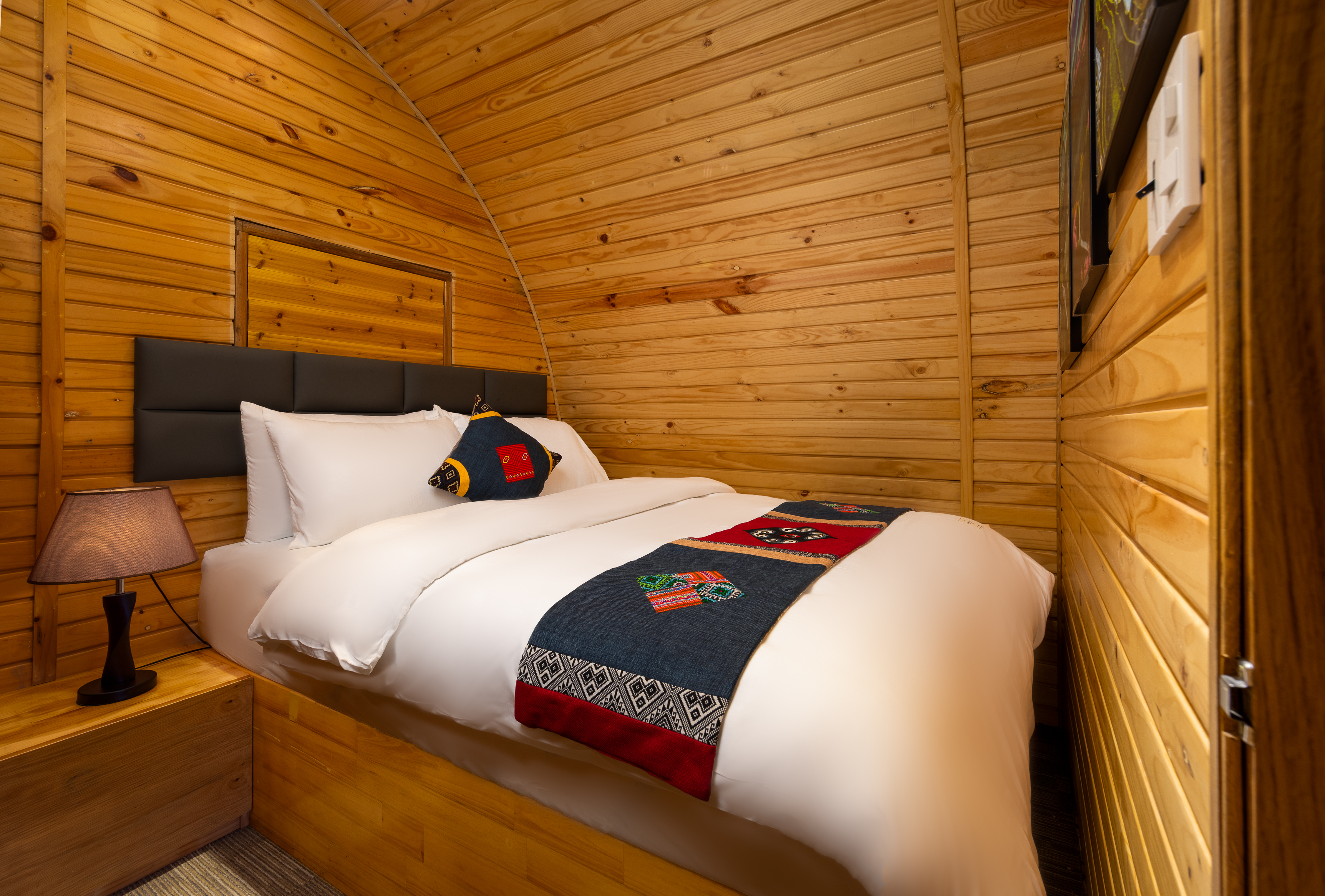 Double Superior King Bed