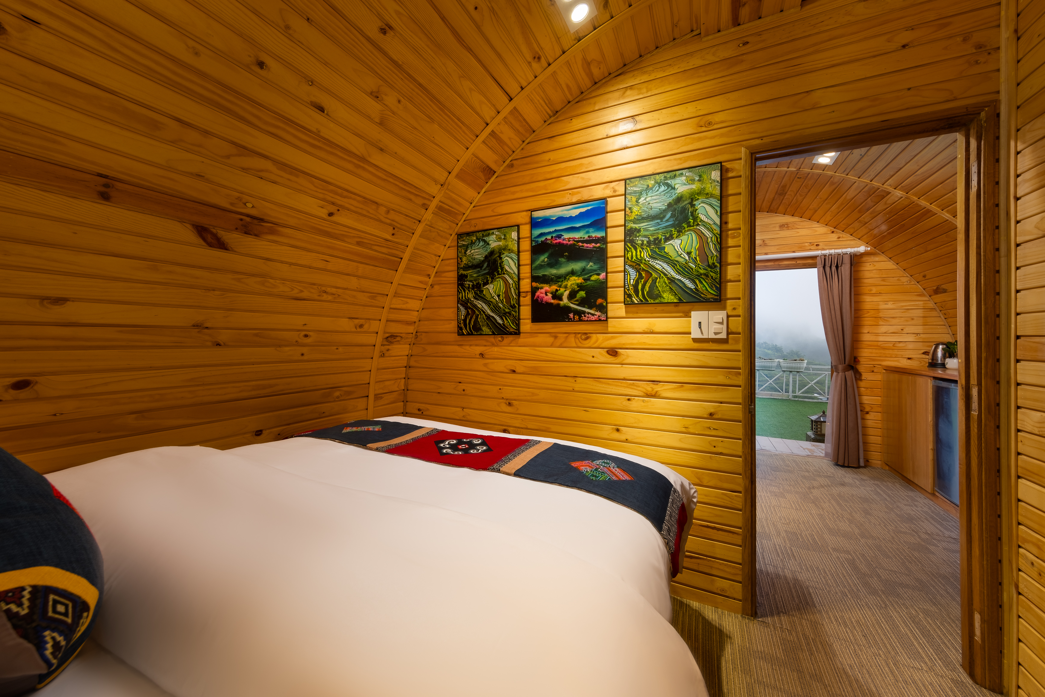 Double Superior King Bed