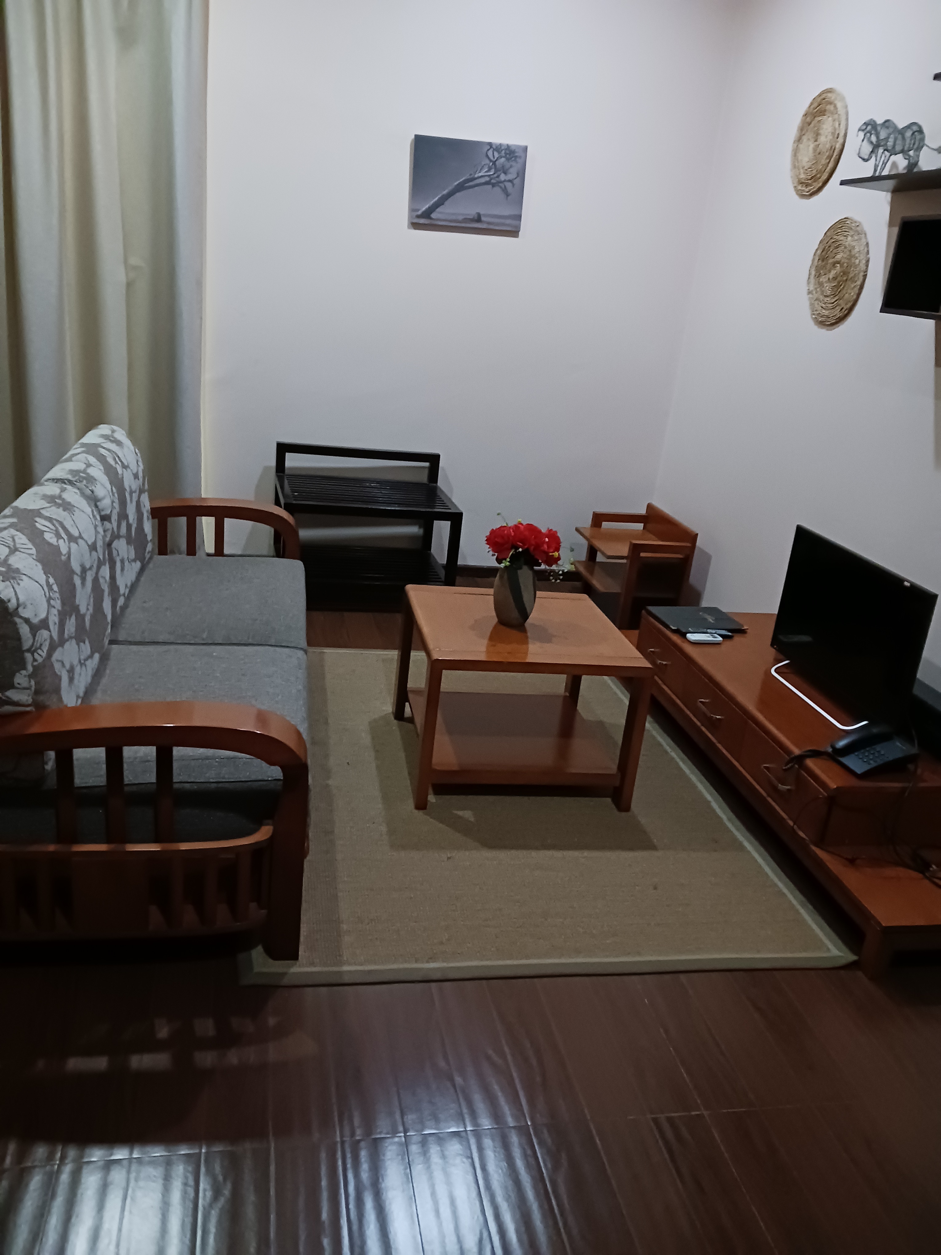 Studio King Bed One Bedroom 