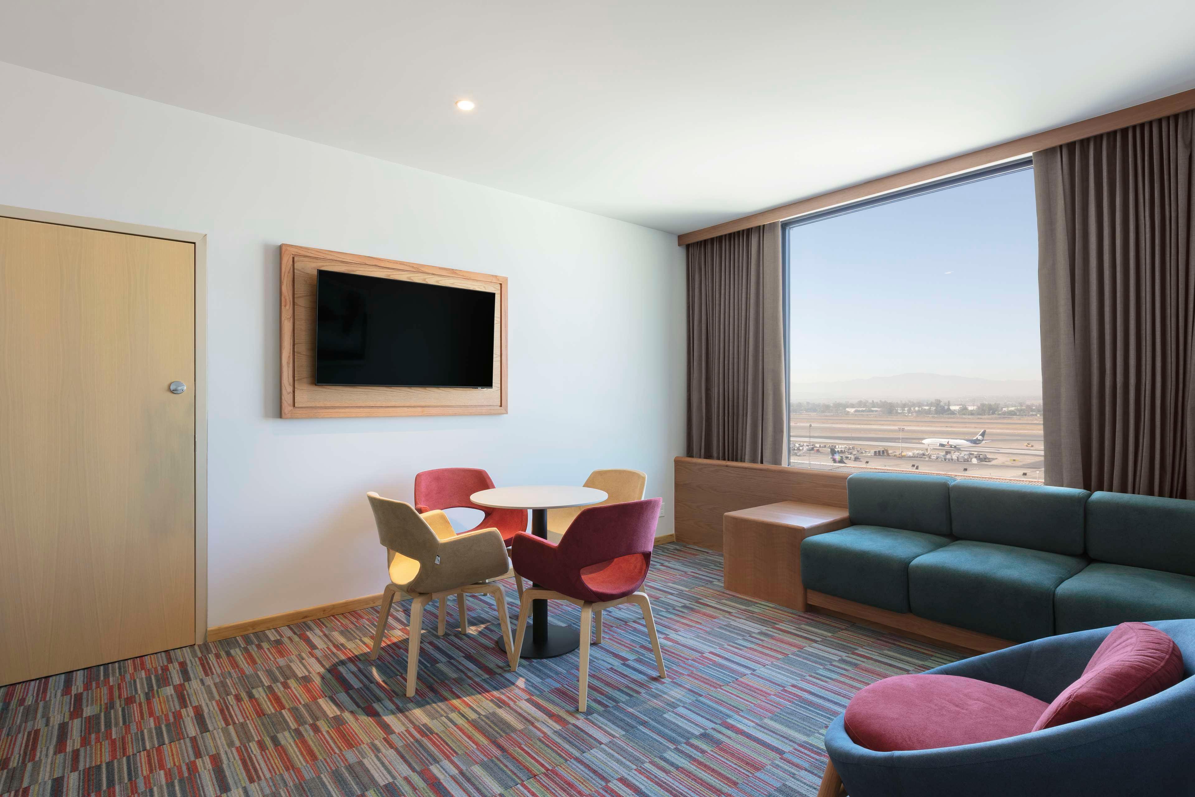 Suite with Views