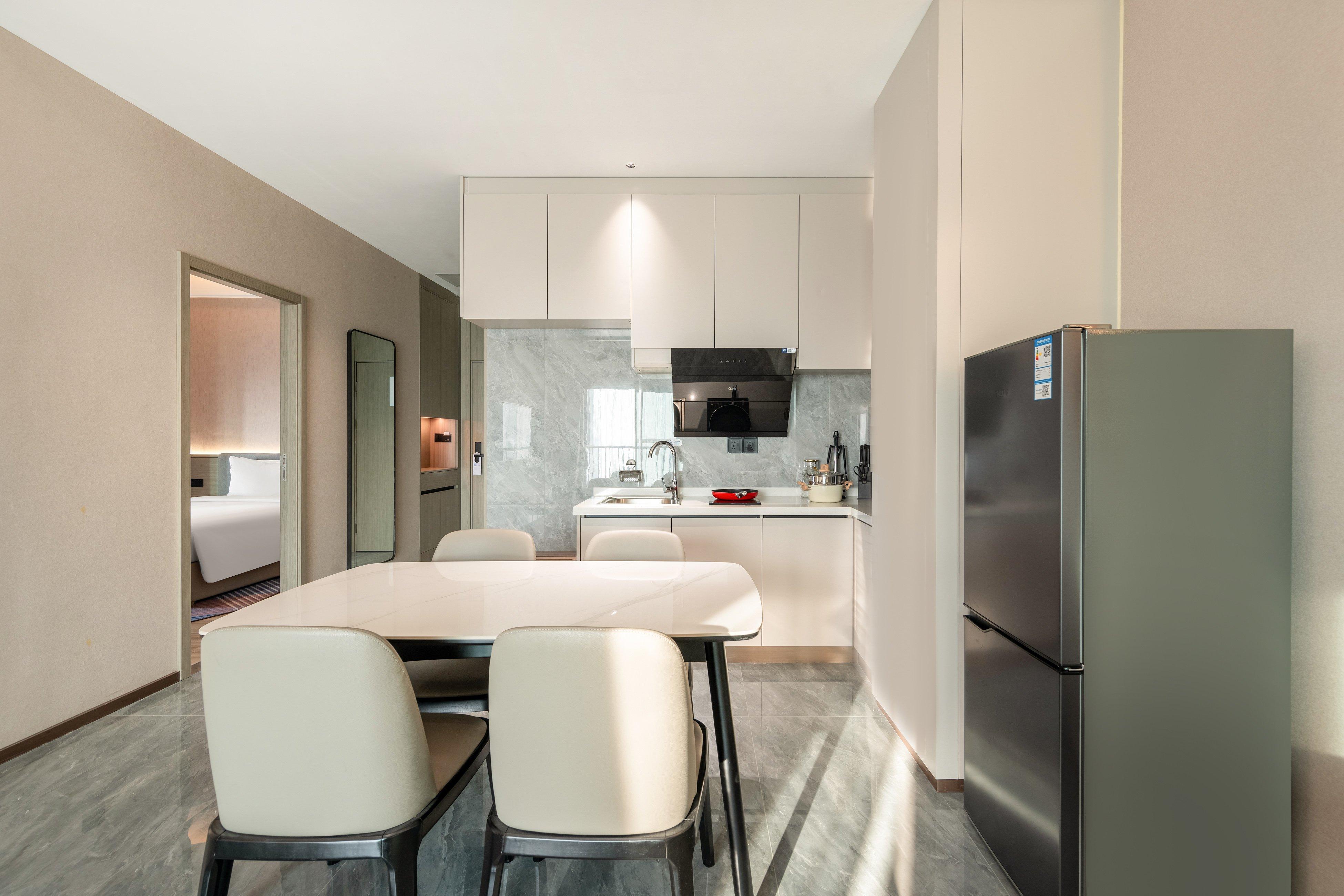 Suite with Kitchenette