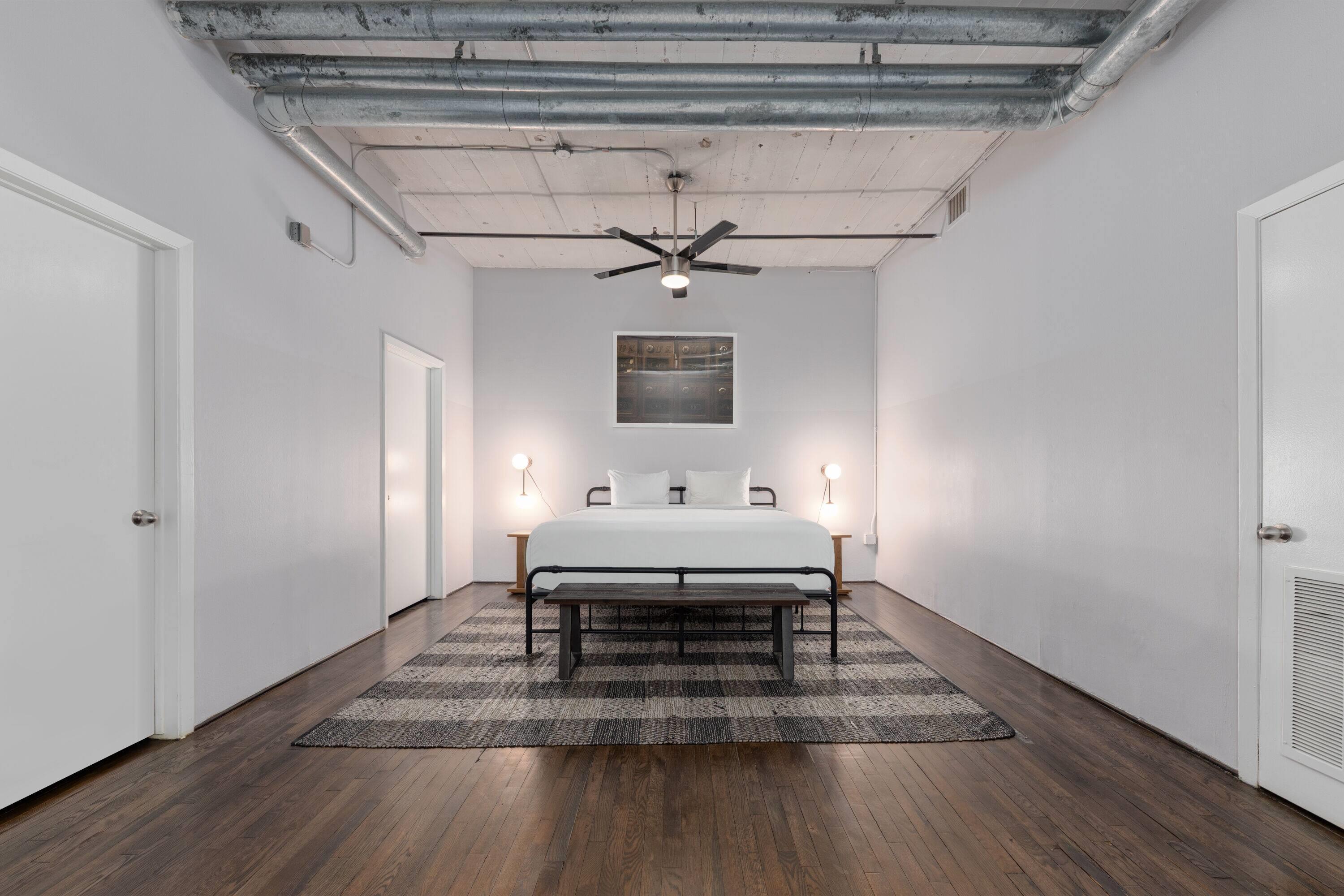 Apartment King Size Bed