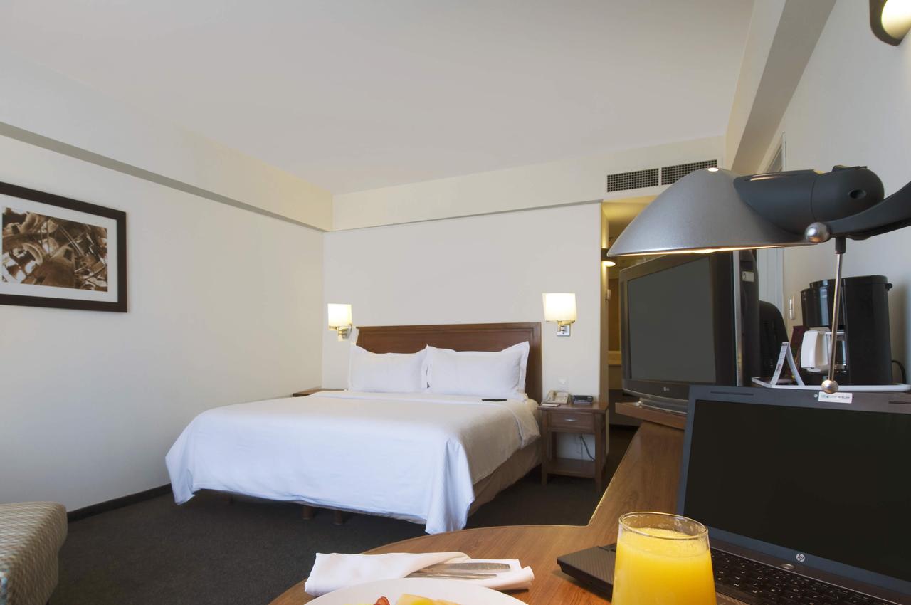 Junior Suite King Size Bed