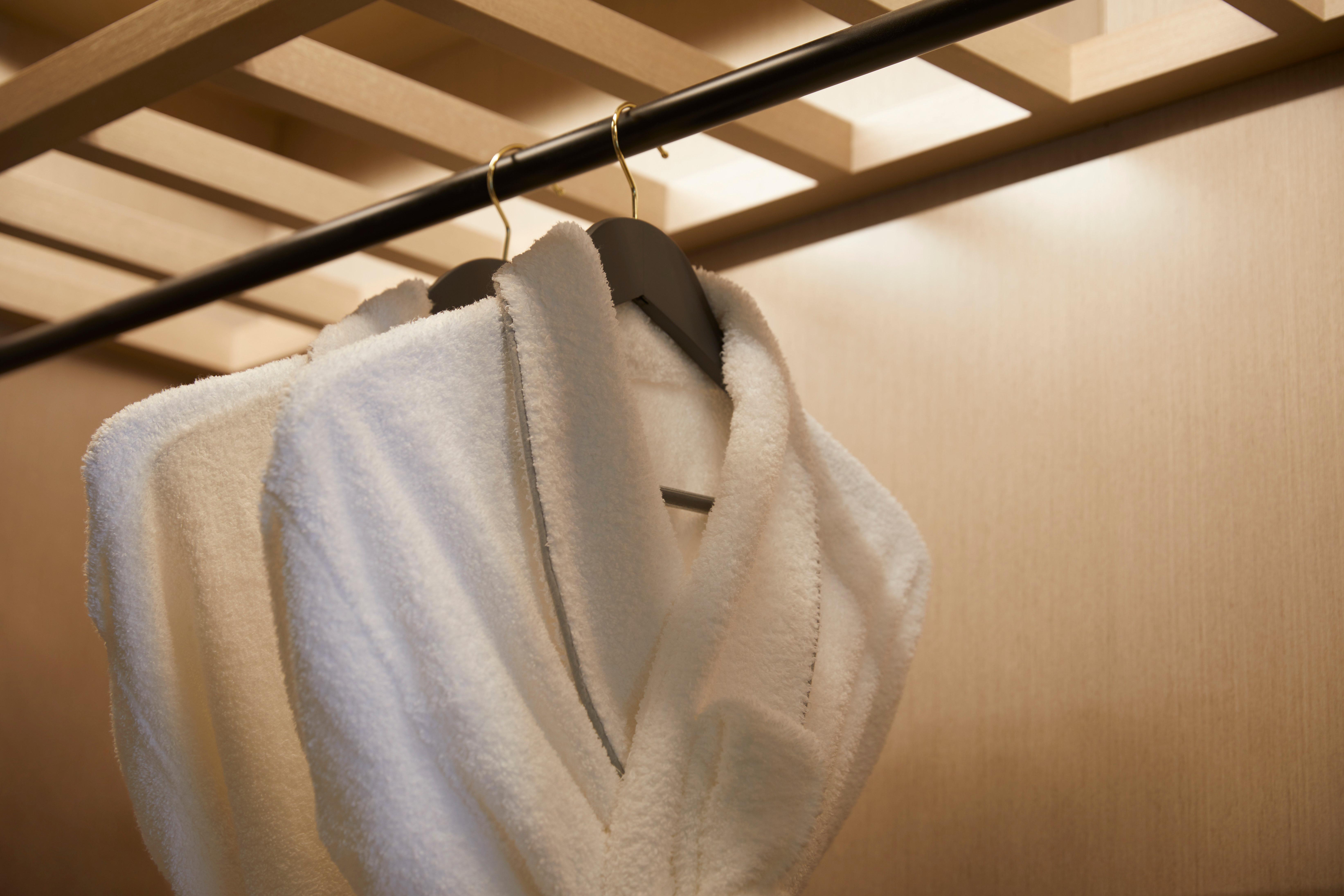 Junior Suite Club King Bed